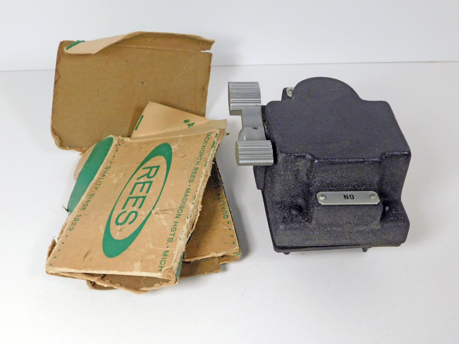 REES Control Unit 3845 Heavy Duty Rocker Control Switch NOS