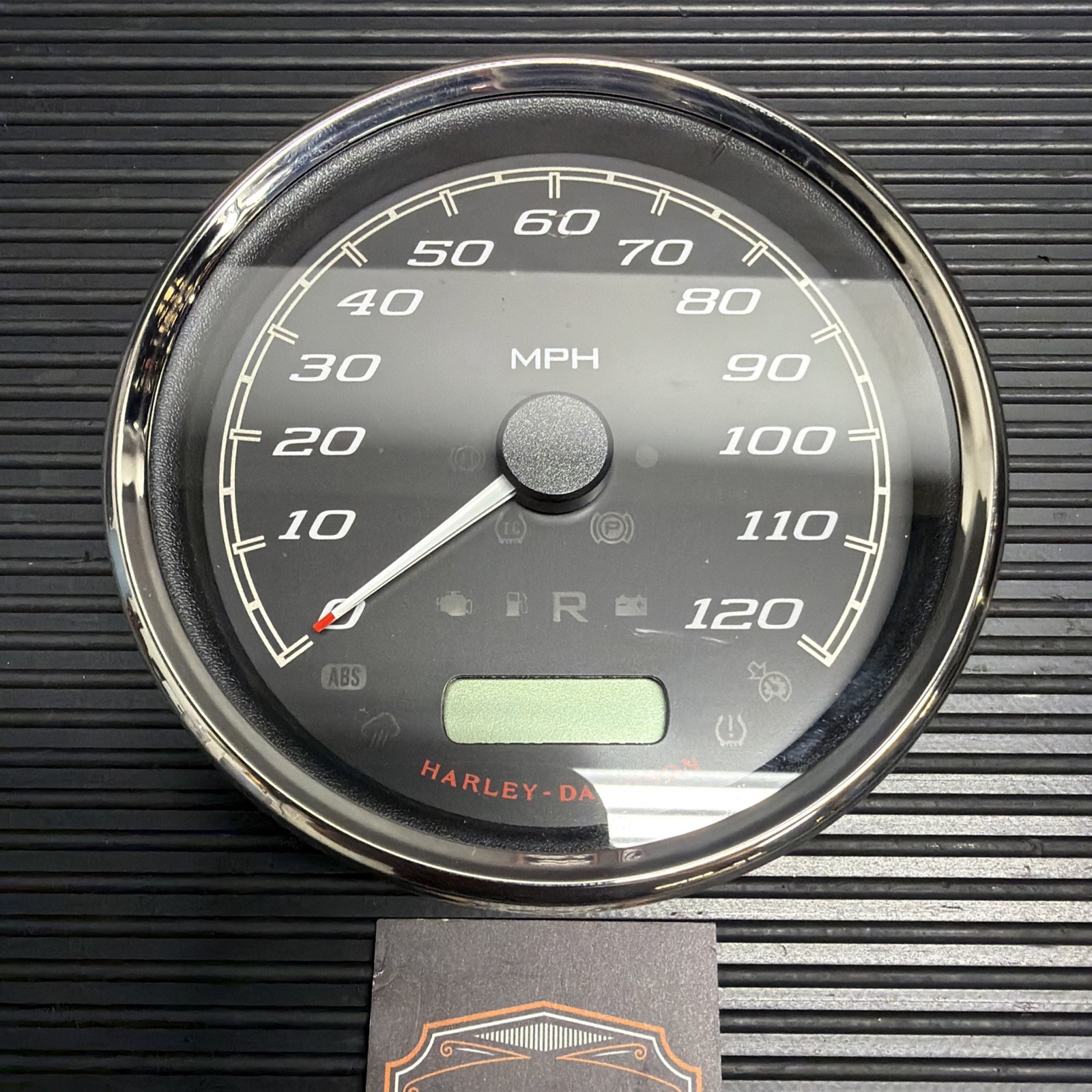 5" inch Black OEM Harley 14-25 Road King FreeWheeler Speedometer Gauge Speedo