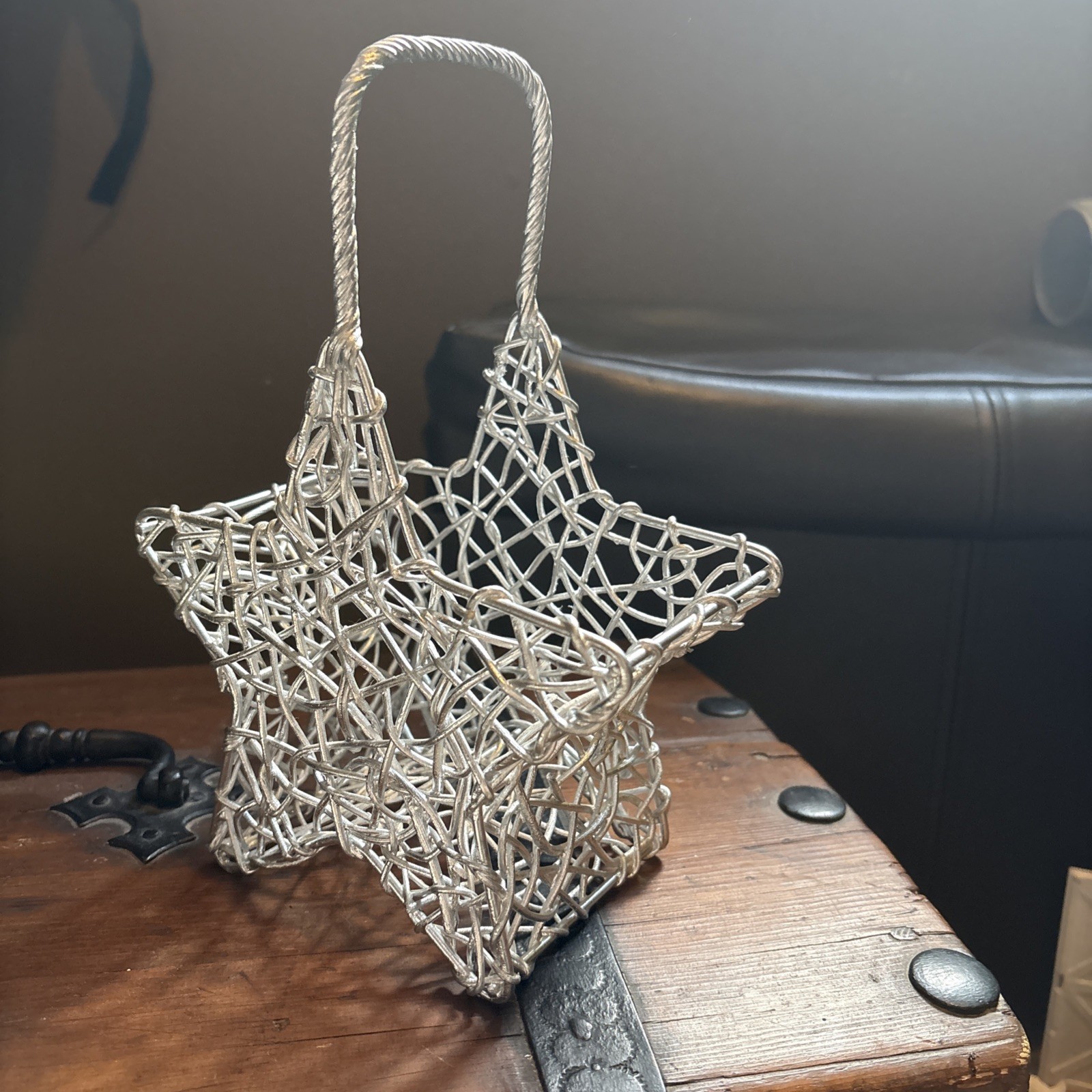 Silver star weaved wicker basket either handle 7x7