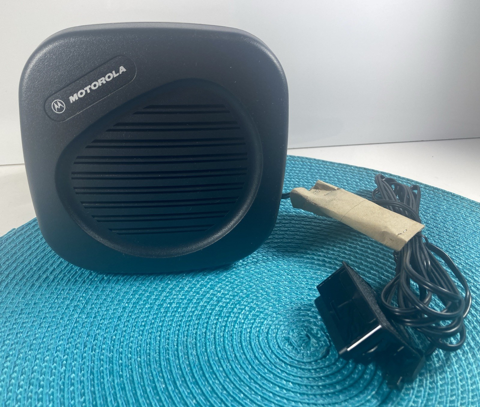 New Motorola HSN4029A 5.5” 7.5 Watt External Speaker Adjustable Mount