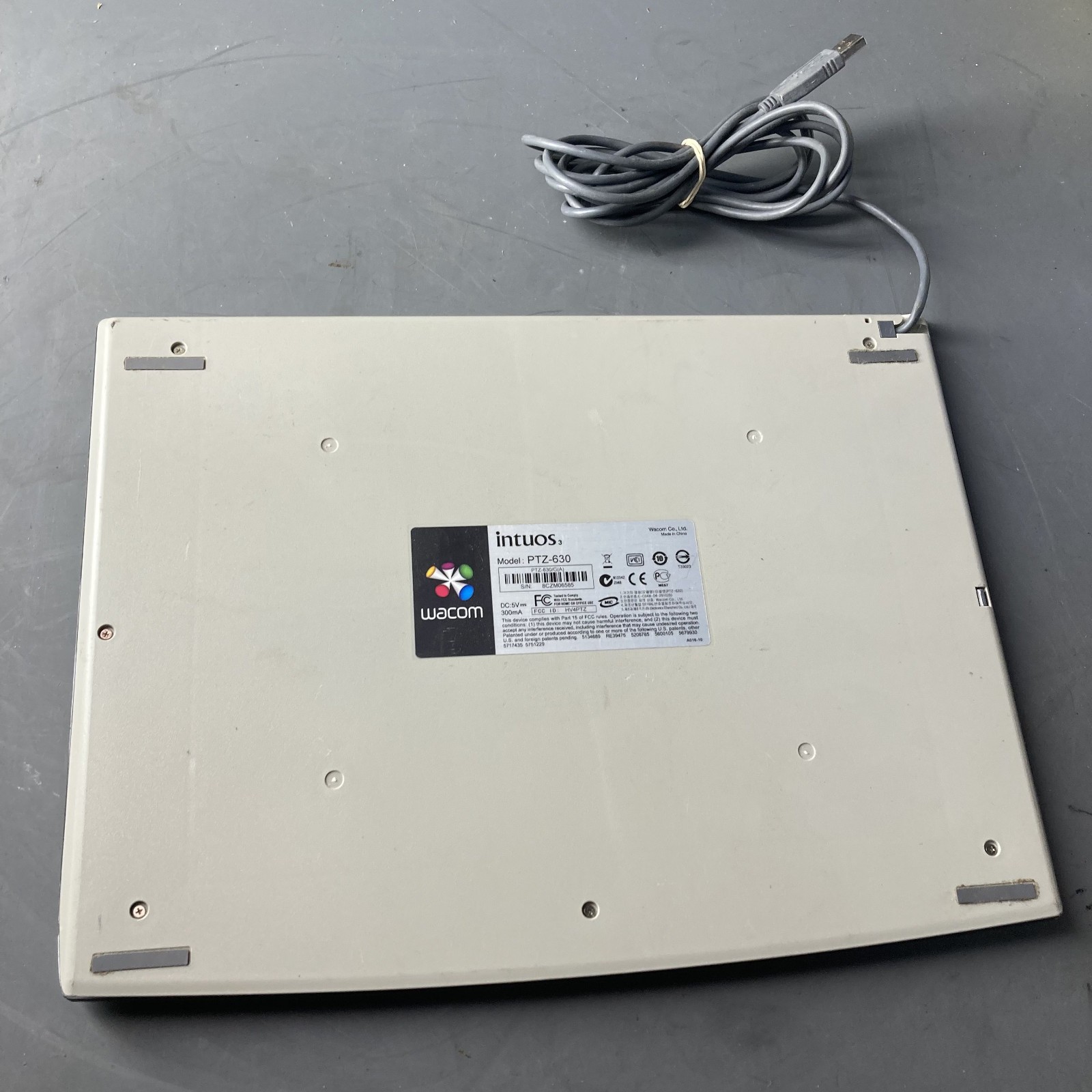 WACOM Intuos 3 USB Graphics Tablet PTZ-630