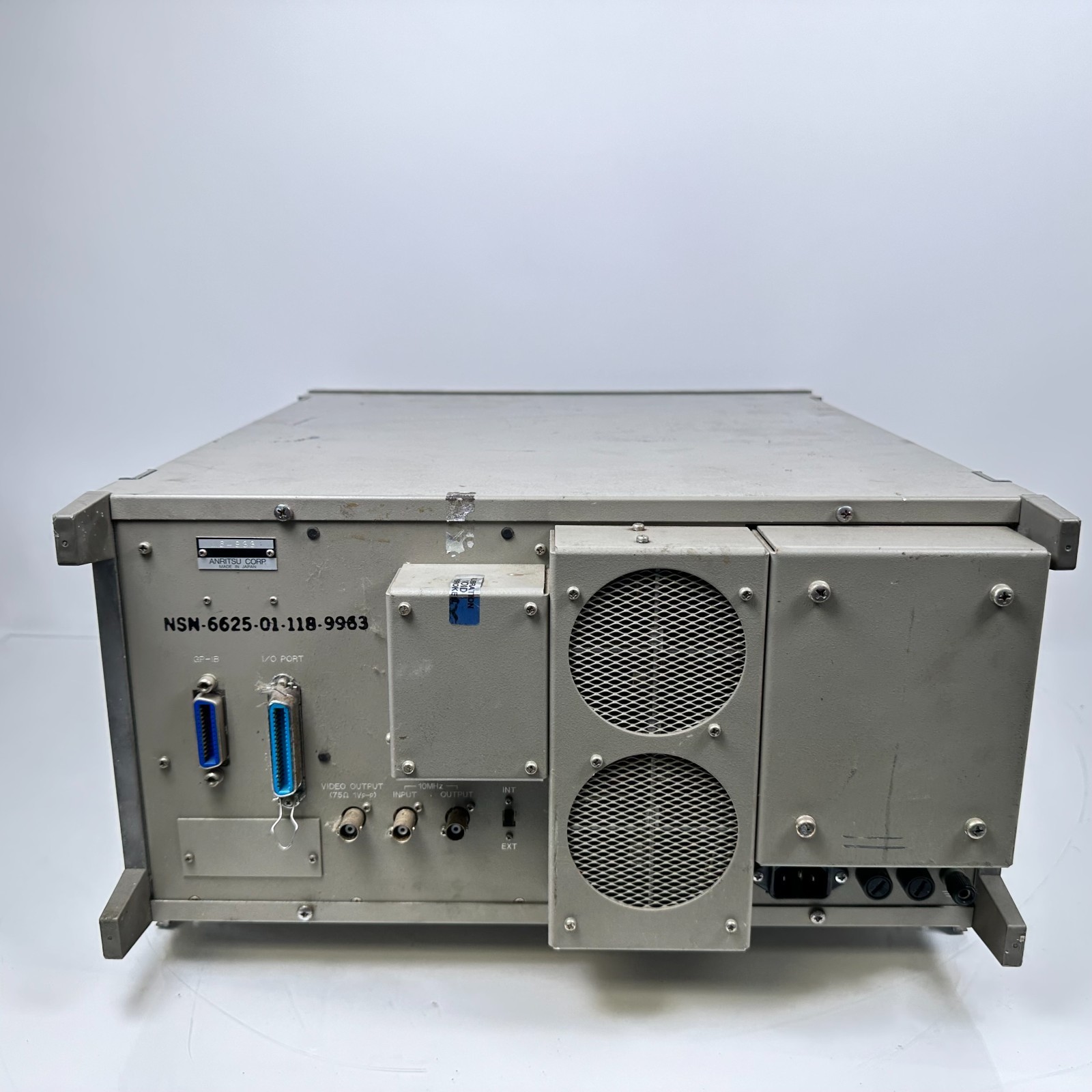 Anritsu MS420K Network / Spectrum Analyzer 10Hz-30Mhz