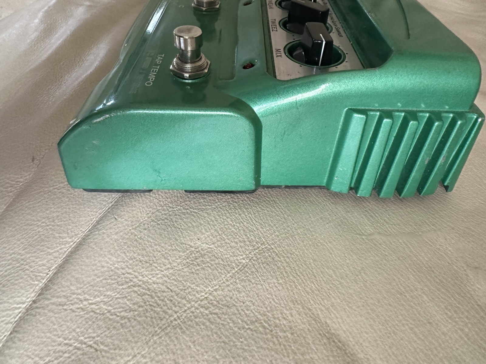 Line 6 DL4 Stompbox Delay Modeler Guitar Effects Pedal