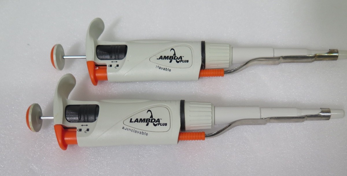 R200200 (2) Corning Lambda Plus Pipette 100-1000µL
