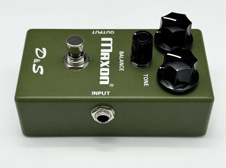 Maxon D&S Distortion & Sustainer Fuzz Distortion Pedal NIB