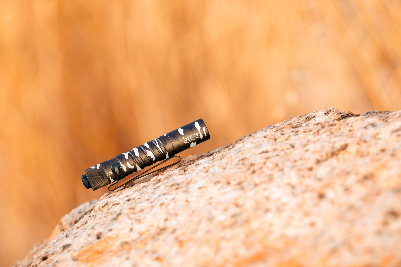 Olight I3T EOS Shadow Dune 180 Lumens Slim Tail Switch Flashlight, Include 1 AAA