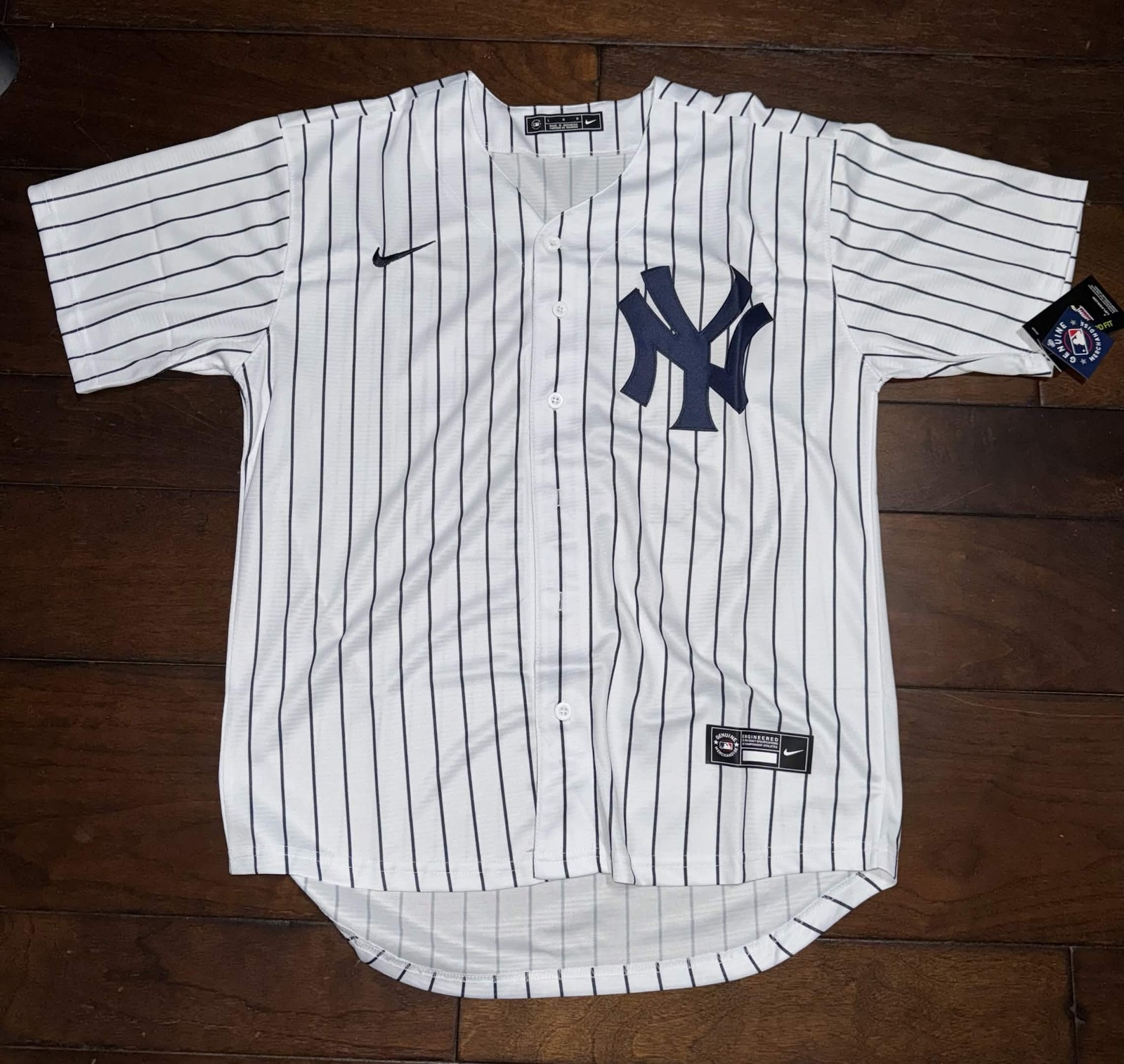 Aaron Judge #99 White NY Yankees Large Men’s Jersey Stitched Free Shipping
