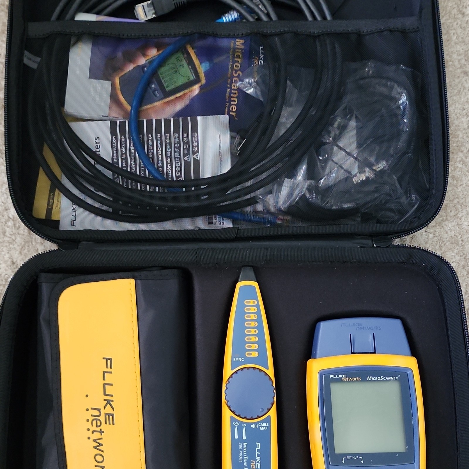 Fluke Networks MicroScanner2 Cable Tester Kit RJ45 RJ11 Coaxial
