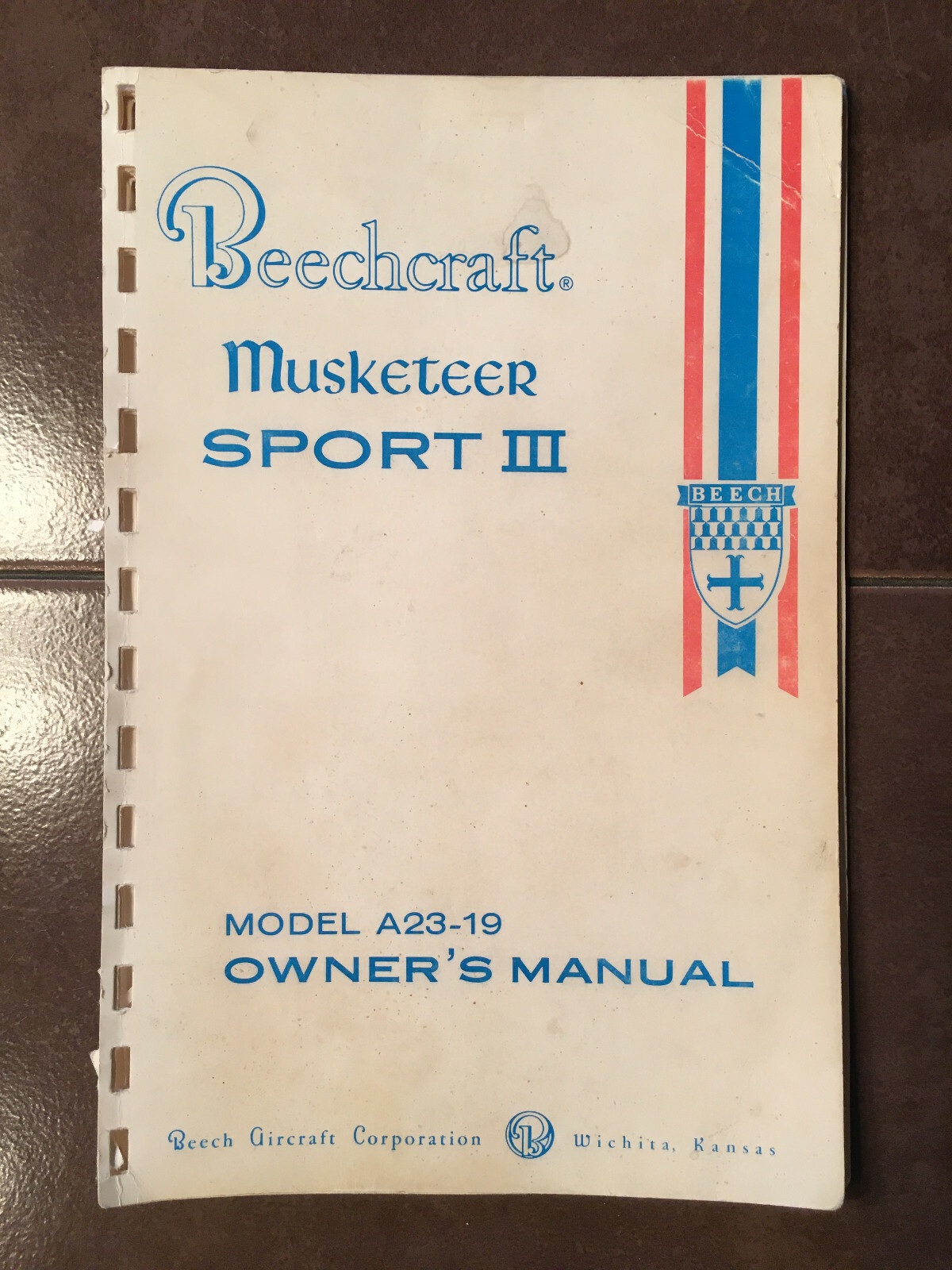 Beech Aircraft Musketeer Sport III  A23-19 Owner's manual