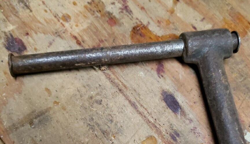 8” T-Handle Self Adjustable Basin Wrench, Universal. Bath/Kitchen Sink