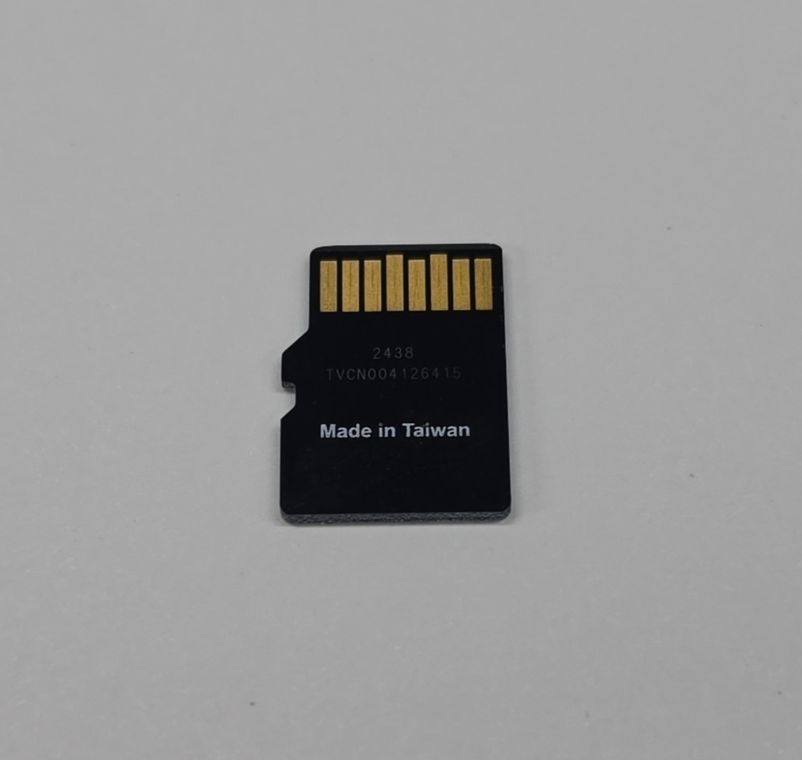 ONN 128GB Micro SD Card U3 A1 MicroSDXC V30 with Case