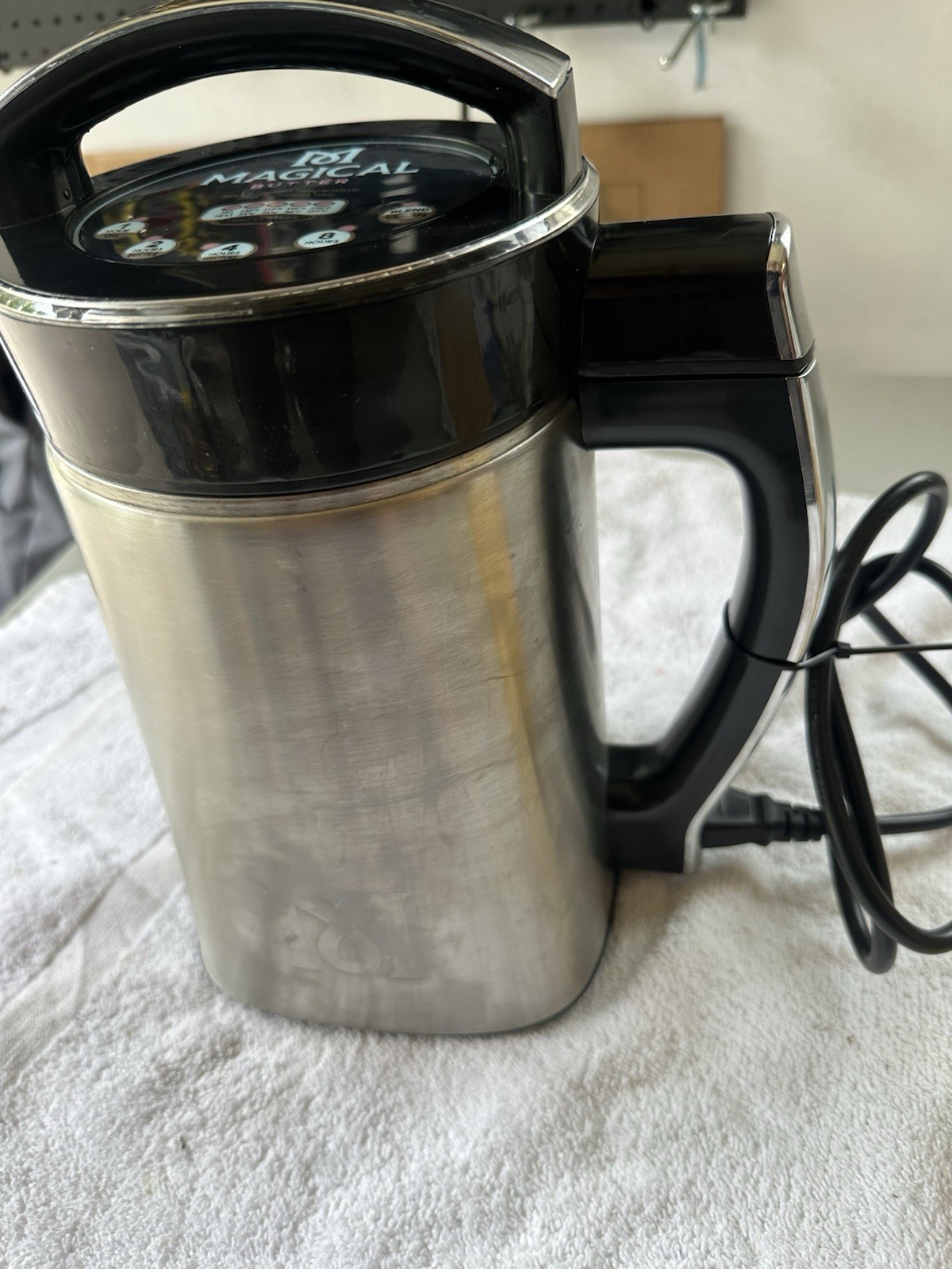 Magical Butter Machine MB2e Magic Maker 2 Herbal Extractor Oil Tincture Edibles