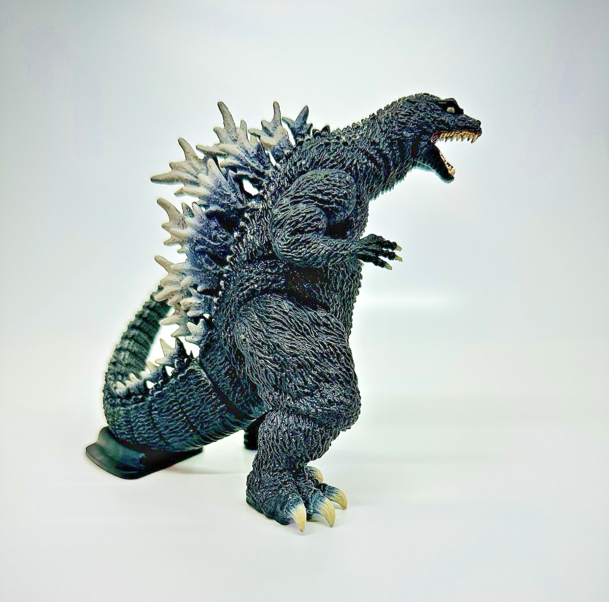 Godzilla 2001 GMK Banpresto Monsters Roar Attack Figure w/ Box Japan