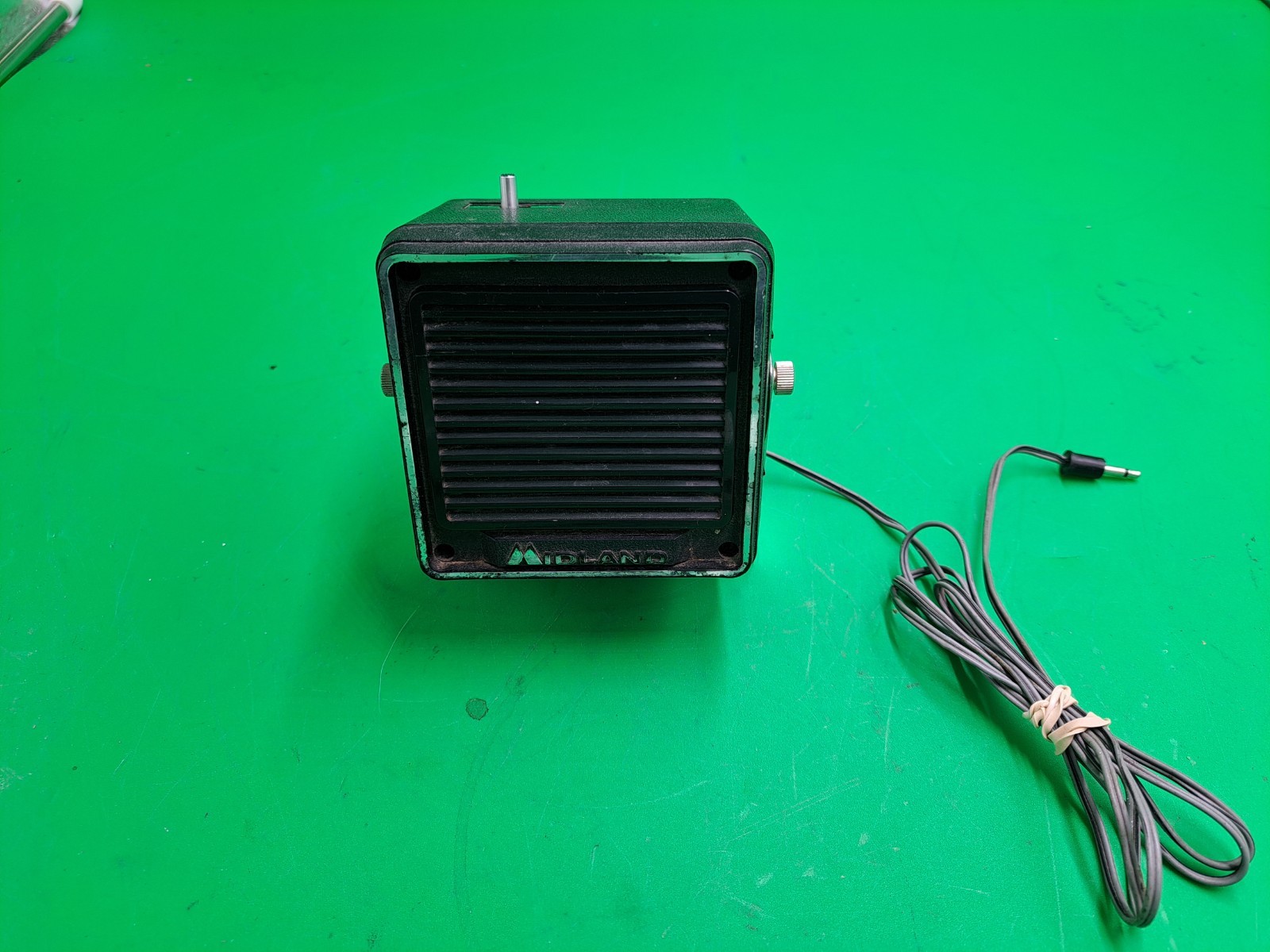 Midland International Model 21-404 Extension Speaker for CB or HAM Radio