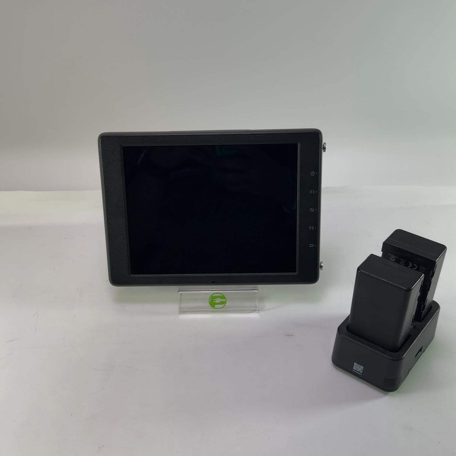 DJI CrystalSky 7.85 Drone Monitor CS785 2 WB37 Batteries Charging Hub Set