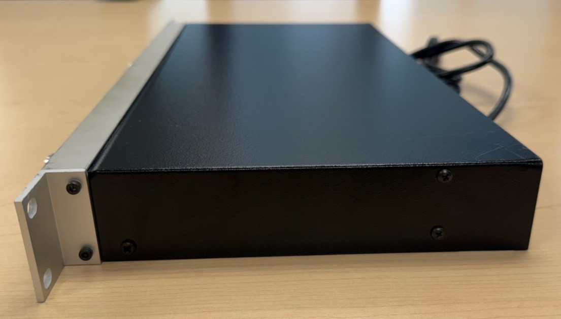 Crown D-75 Power Amplifier