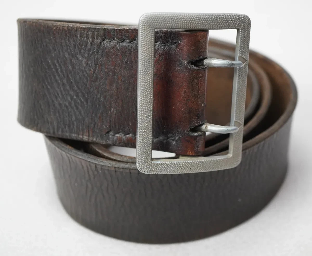 WWII German leather dress belt Wehrmacht Officer WWI US military Veteran estate
