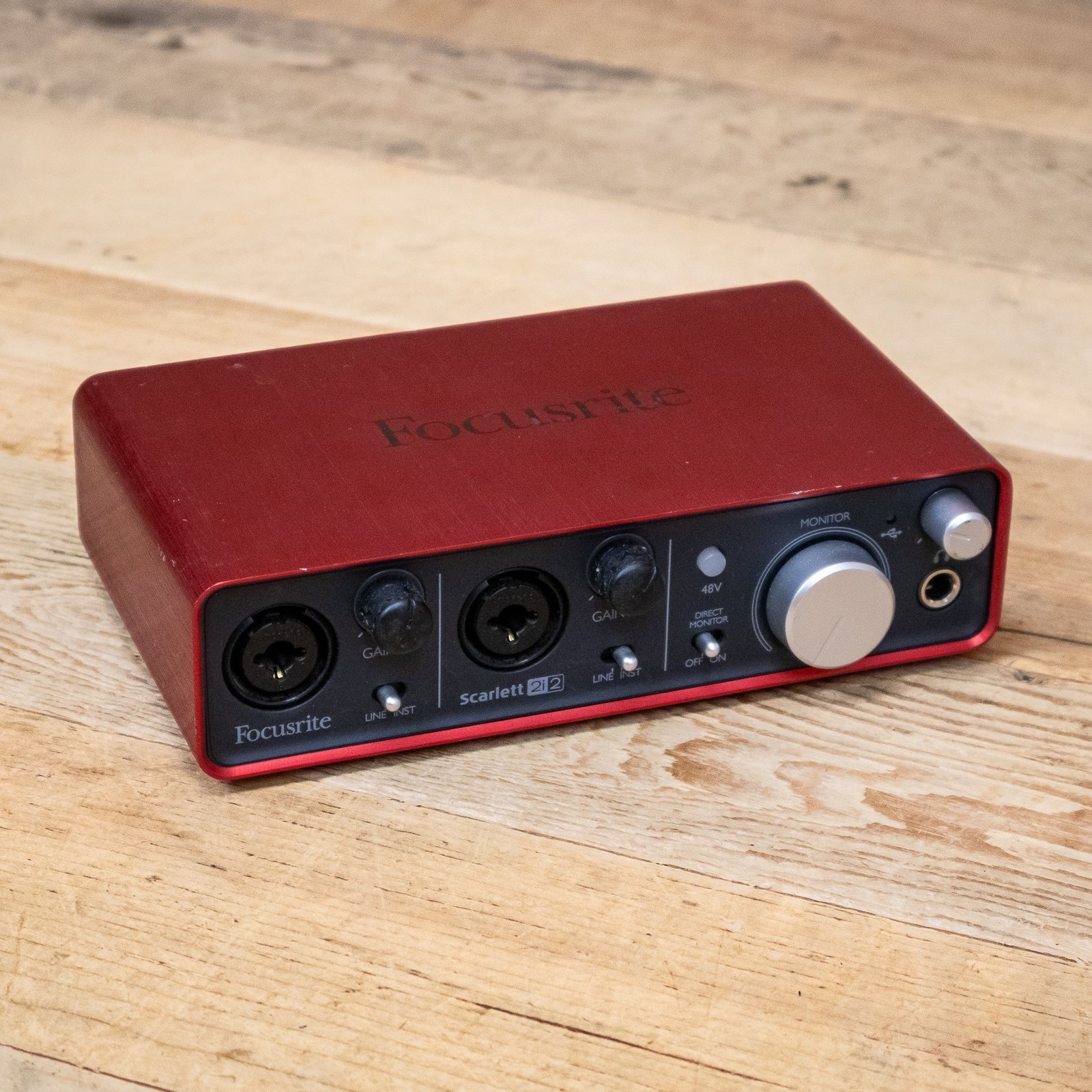 Focusrite Scarlett 2i2 USB Audio Recording Interface 2-i-2 Studio U285664