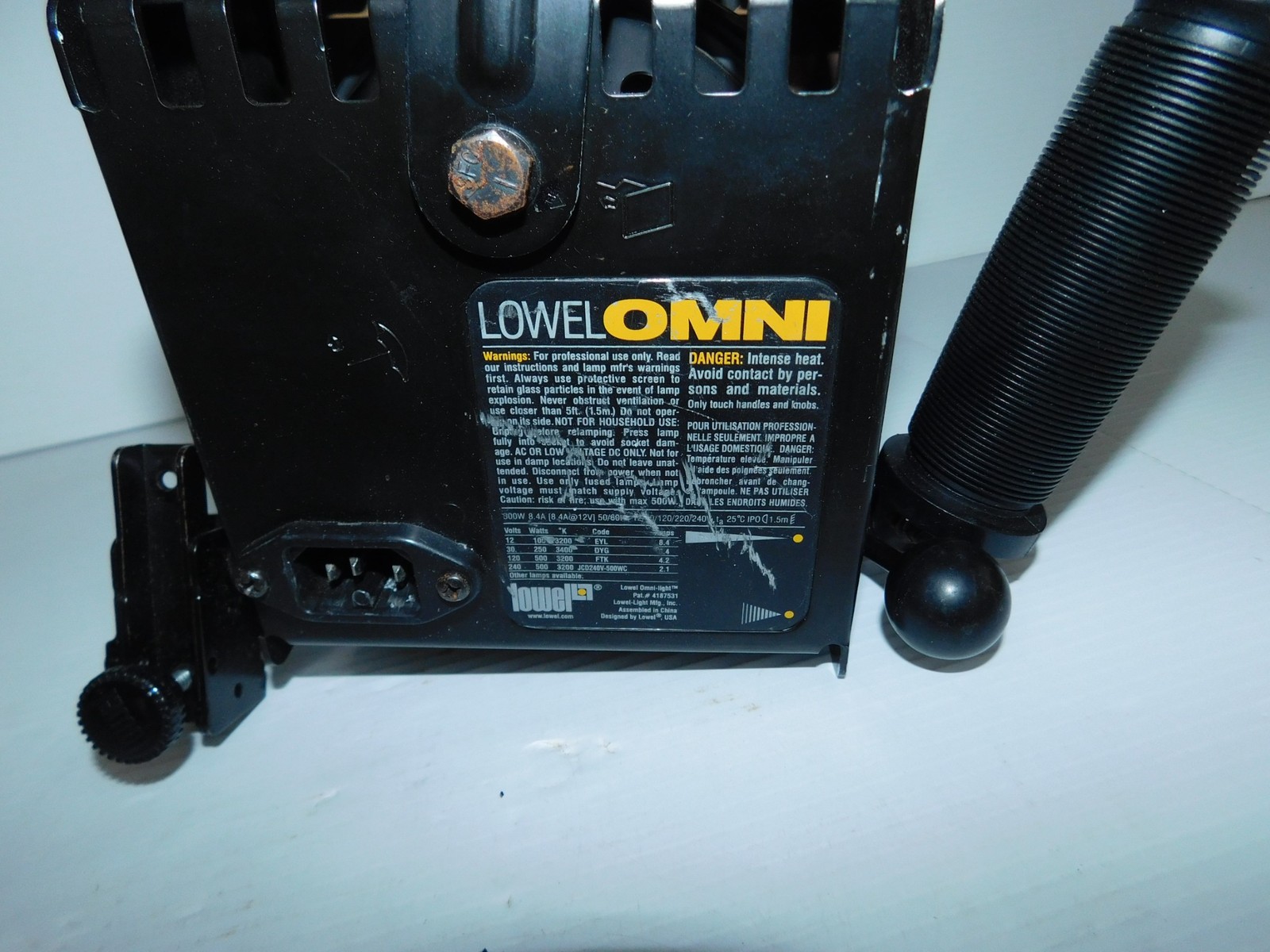 LOWEL OMNI LIGHT 300W (MIQ15)