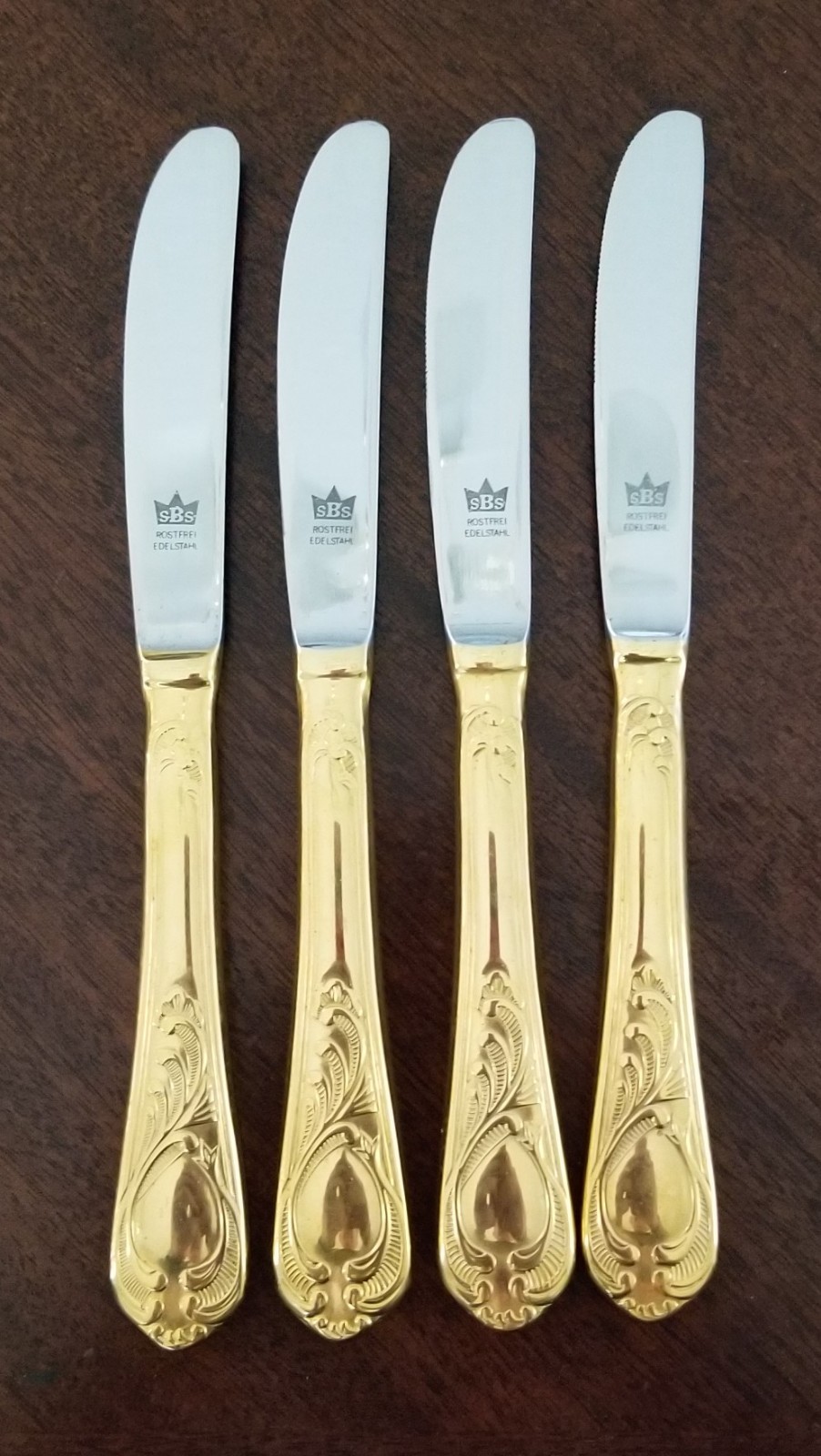 Lot of 4 - 23/24K Gold Plated HARTVERGOLDET Germany 18/10 Knives 8 1/2”