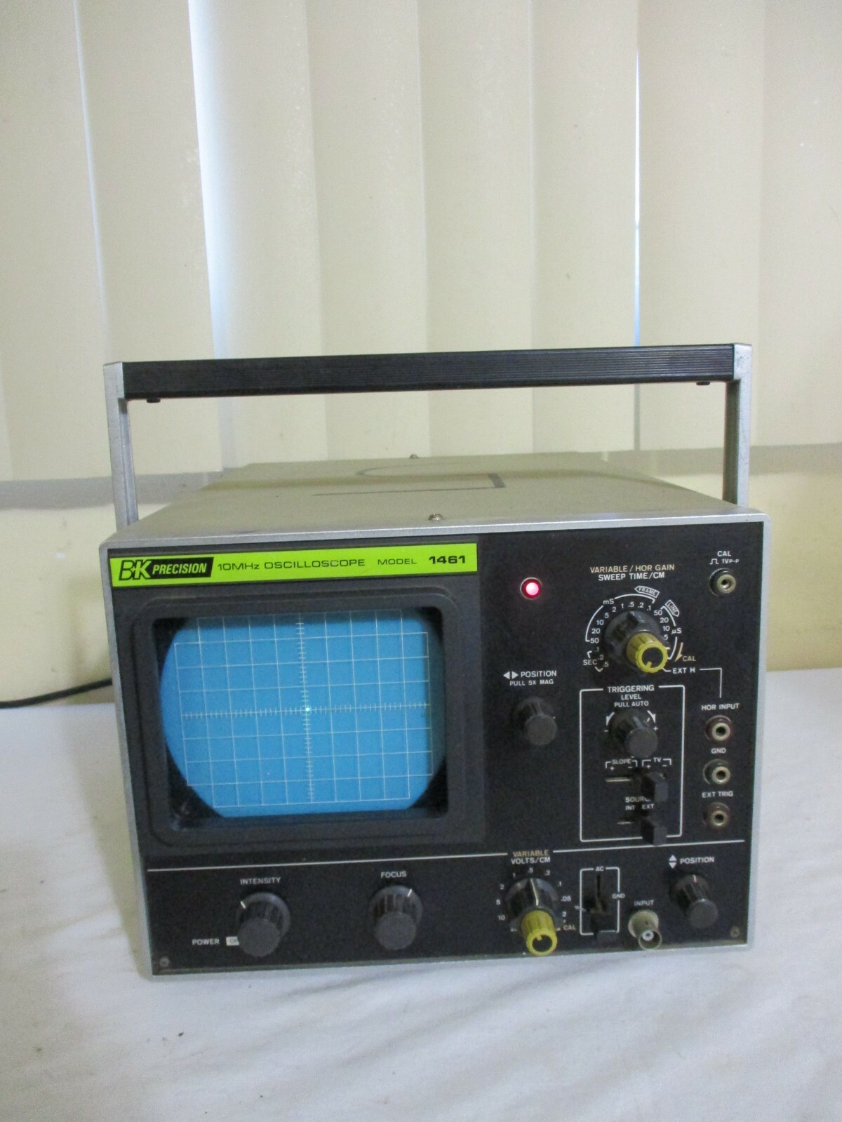 Vintage BK Precision Model 1461 General Purpose Laboratory Oscilloscope  WORKING