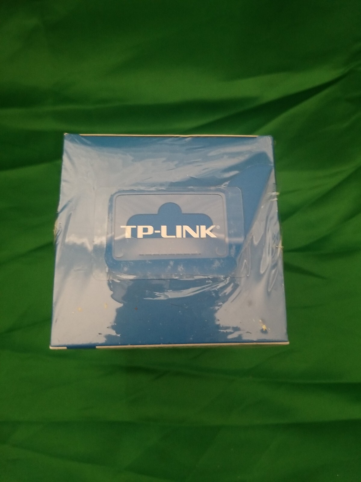 TP-LINK HS100 Smart WiFi Plug NEW