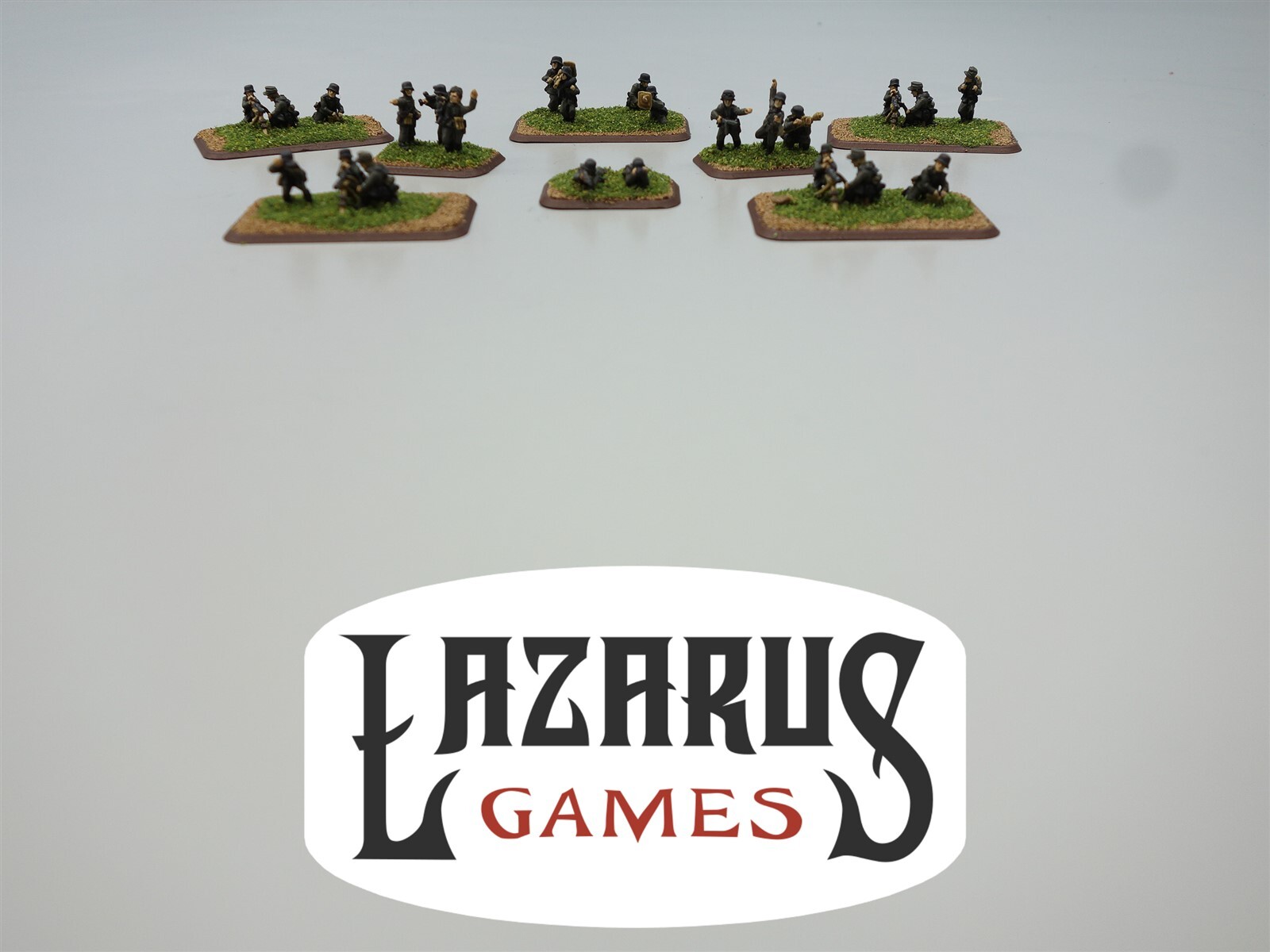 Misc Manufacturer: Historical Soldier Infantry with Heavy Weapons (painted)