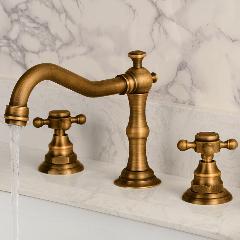 Antique Brass Widespread 3 Holes Bathroom Basin Faucet Two Handle Sink Mixer Tap