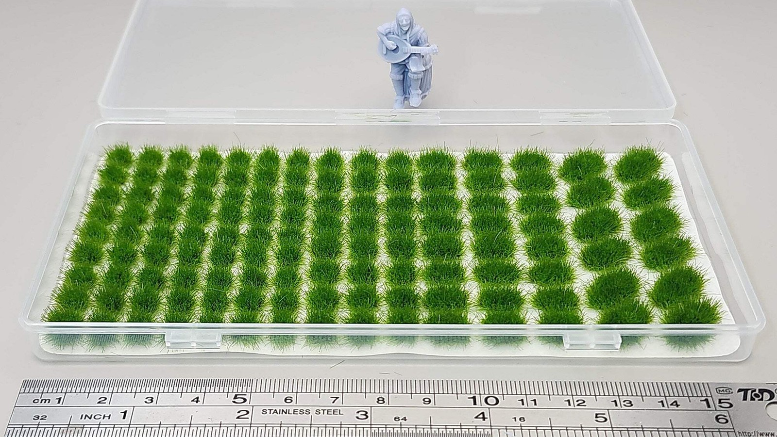 JHT - Spring Green Model Grass Clusters - Self Adhesive Grass Tufts - 5mm height