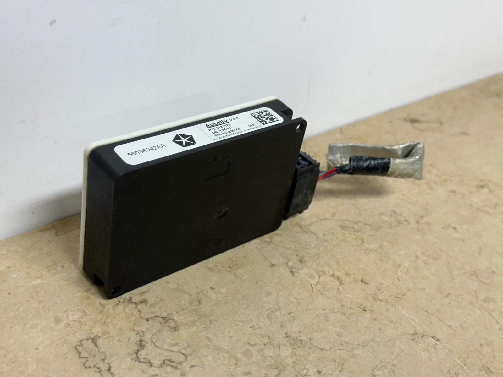 2011-2013 Chrysler Jeep Dodge Blind Spot Detection Sensor Module 56038942AA OEM