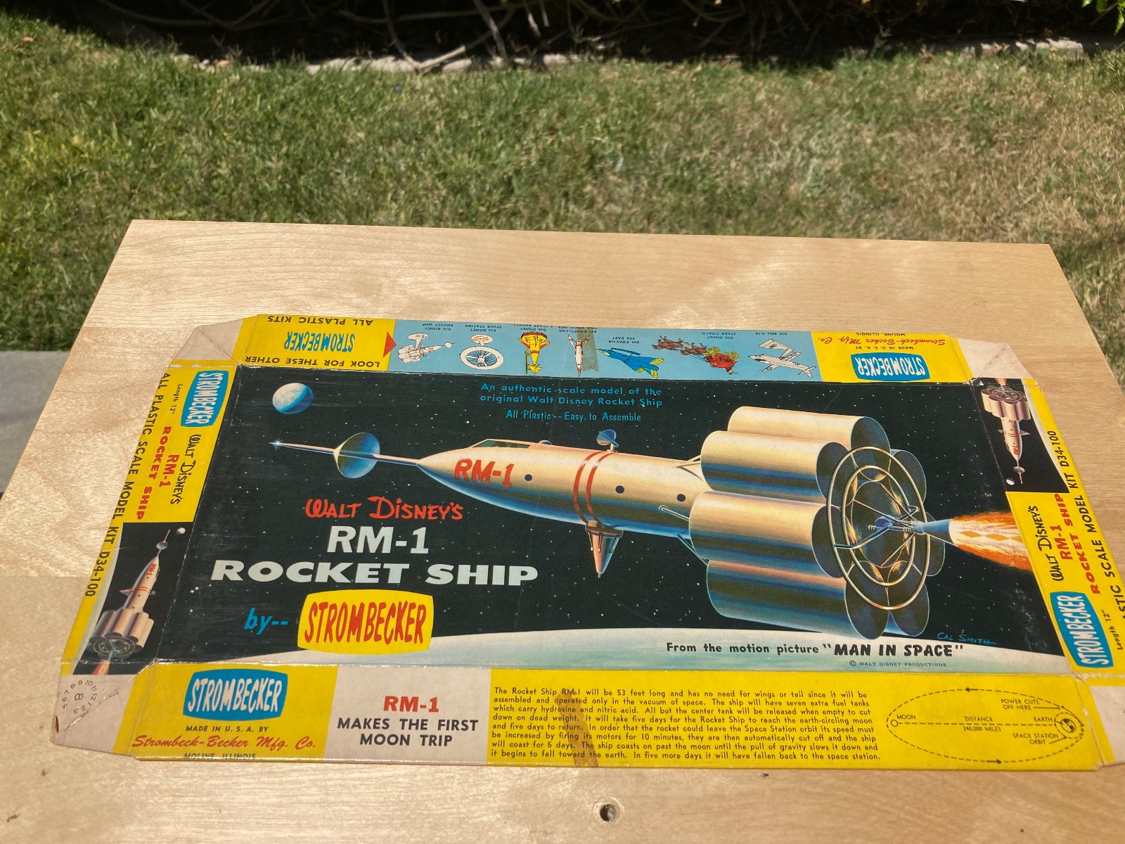 RARE DISNEY RM-1 ROCKET SHIP STROMBECKER MODEL, FLAT BOX TOP ONLY