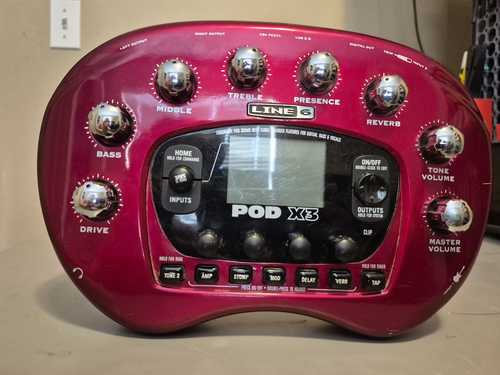 Line 6 Pod X3 Live Multi-Effects Guitar Effect Pedal Tested VIDEO below , JPN