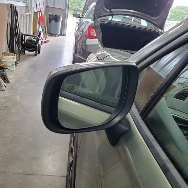 FORESTER 2021 Air Shutter 1021818