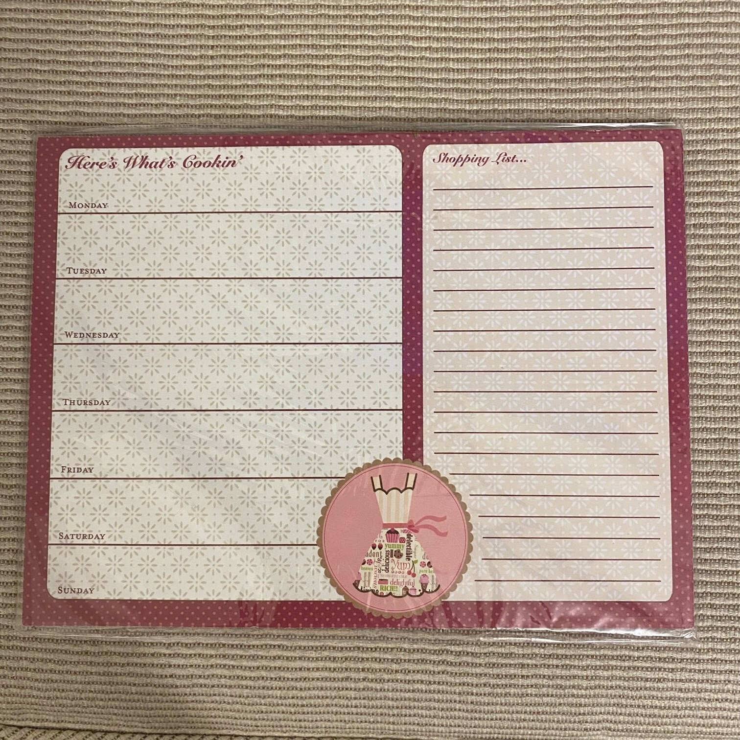 Vintage 2010 Studio 18 Menu/Shopping Magnetic Listpad 8'' x 6'' 52 Sheets Unused