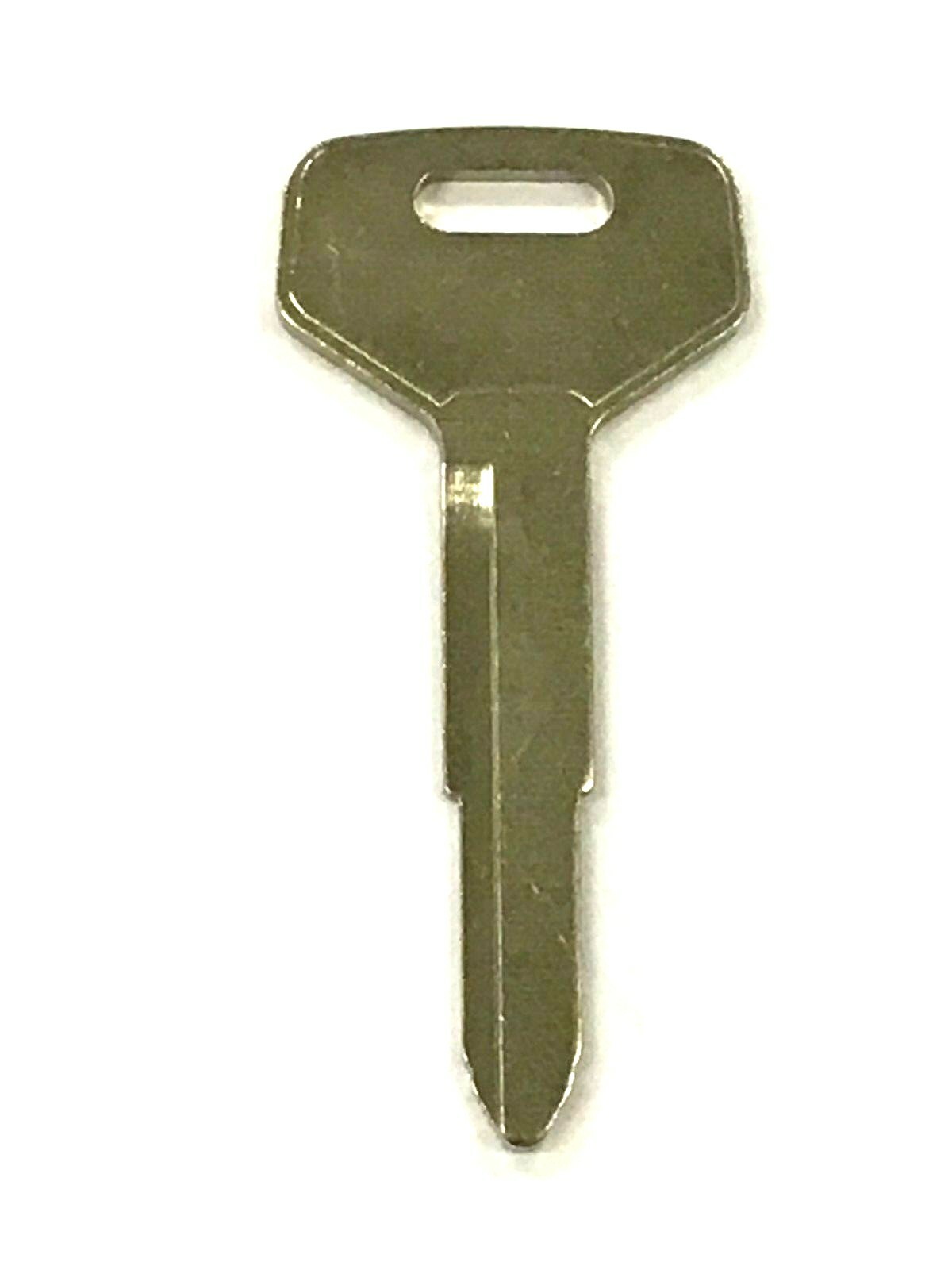 1 1981-1988 Toyota Small Pickup Automotive X137 TR33 Key Blank