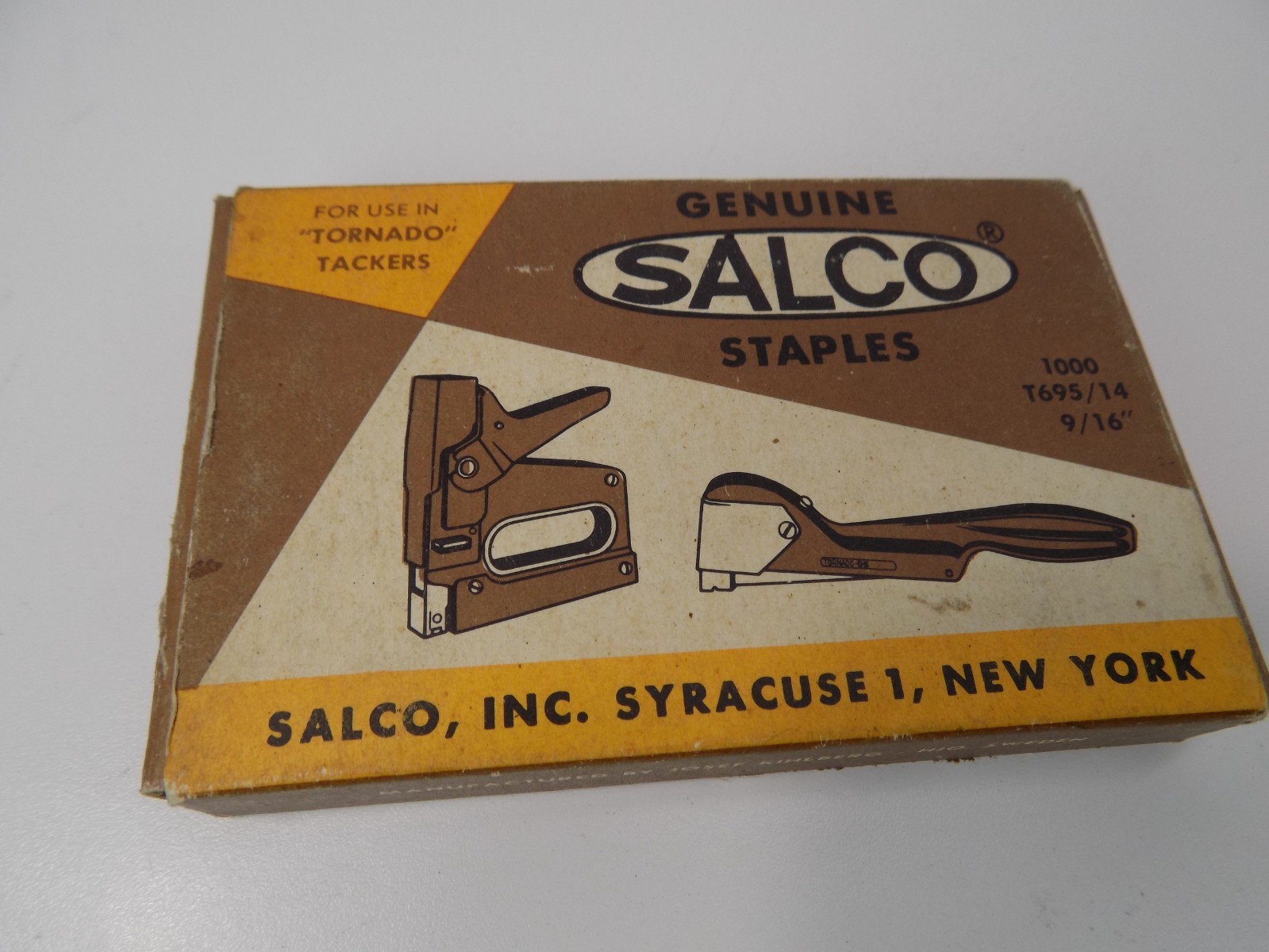 vintage Salco Staples, Syracuse 1 NY  9/16" for use in Tornado Tackers, T695/14
