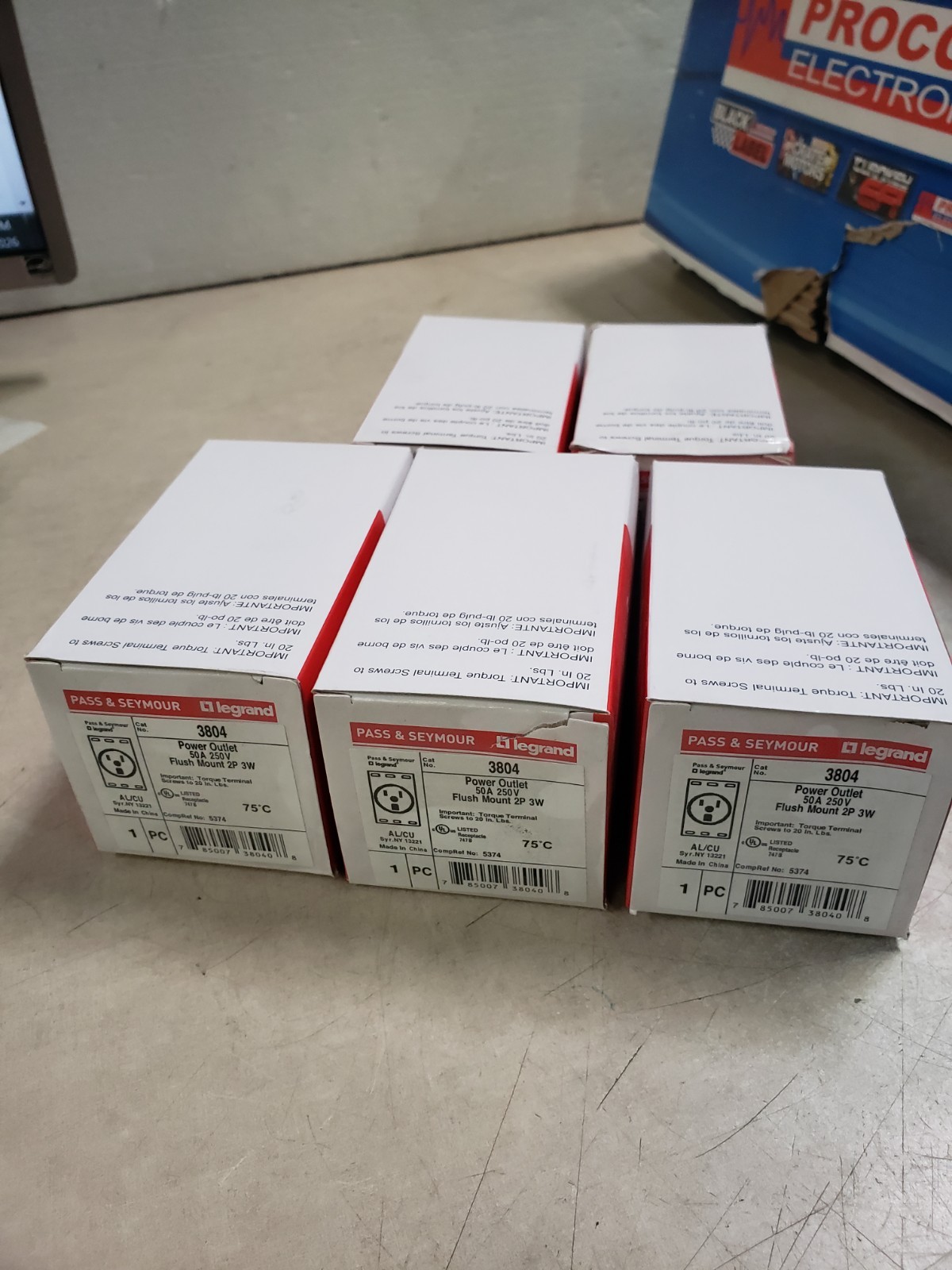 Lot of 5 P & S Legrand 3804 Power Outlet 50A 250V 2P 3W  Flush Mount Receptacle