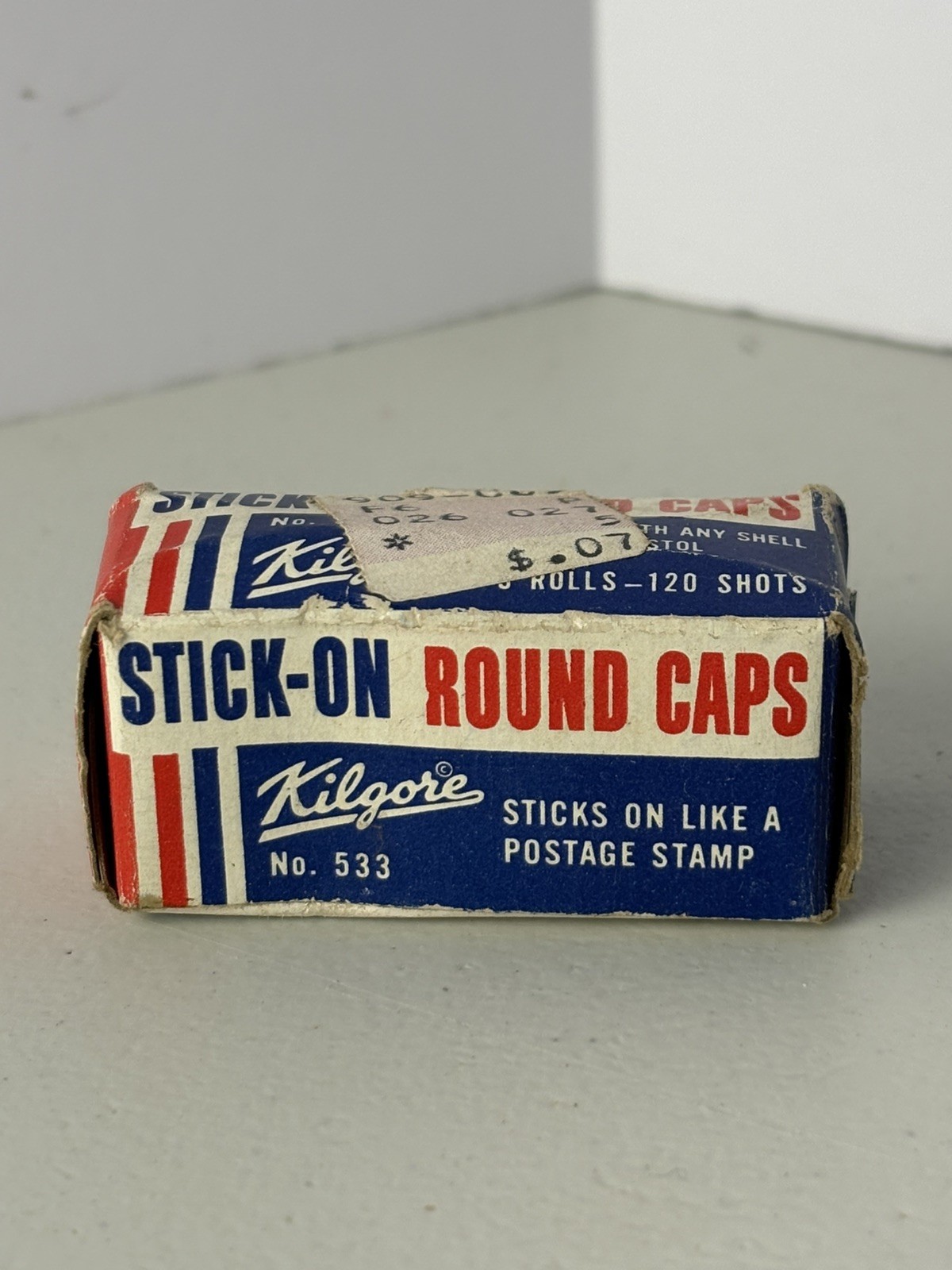 Kilgore 533 Stick On Round Cap 533 Box New Old Stock