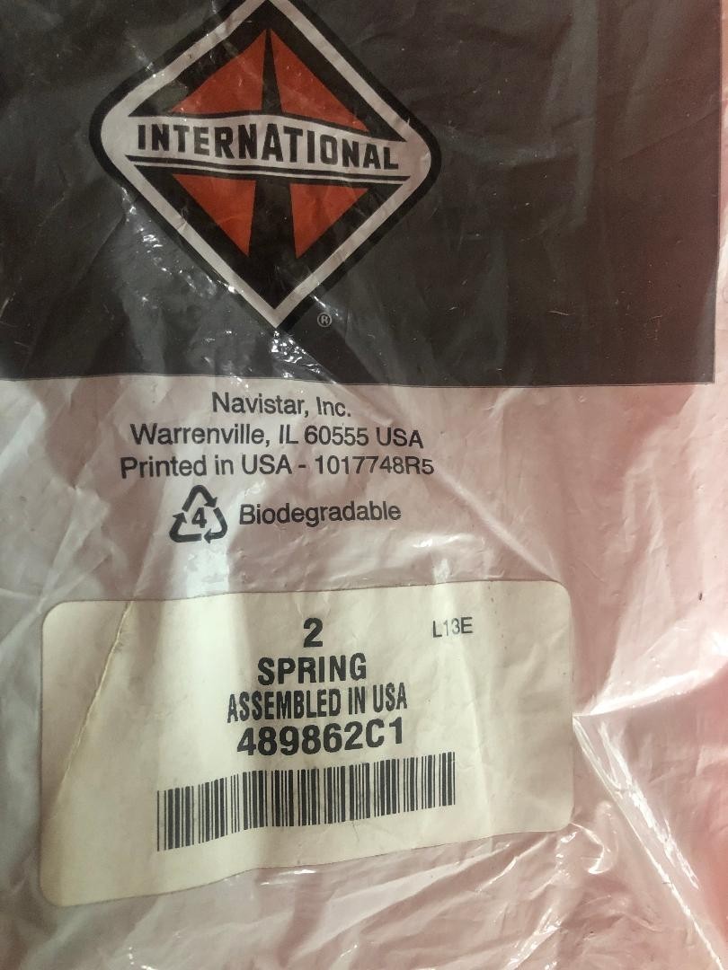 2PCS  NOS Genuine INTERNATIONAL NAVASTAR SPRING # 489862C1 OEM  Made in the USA