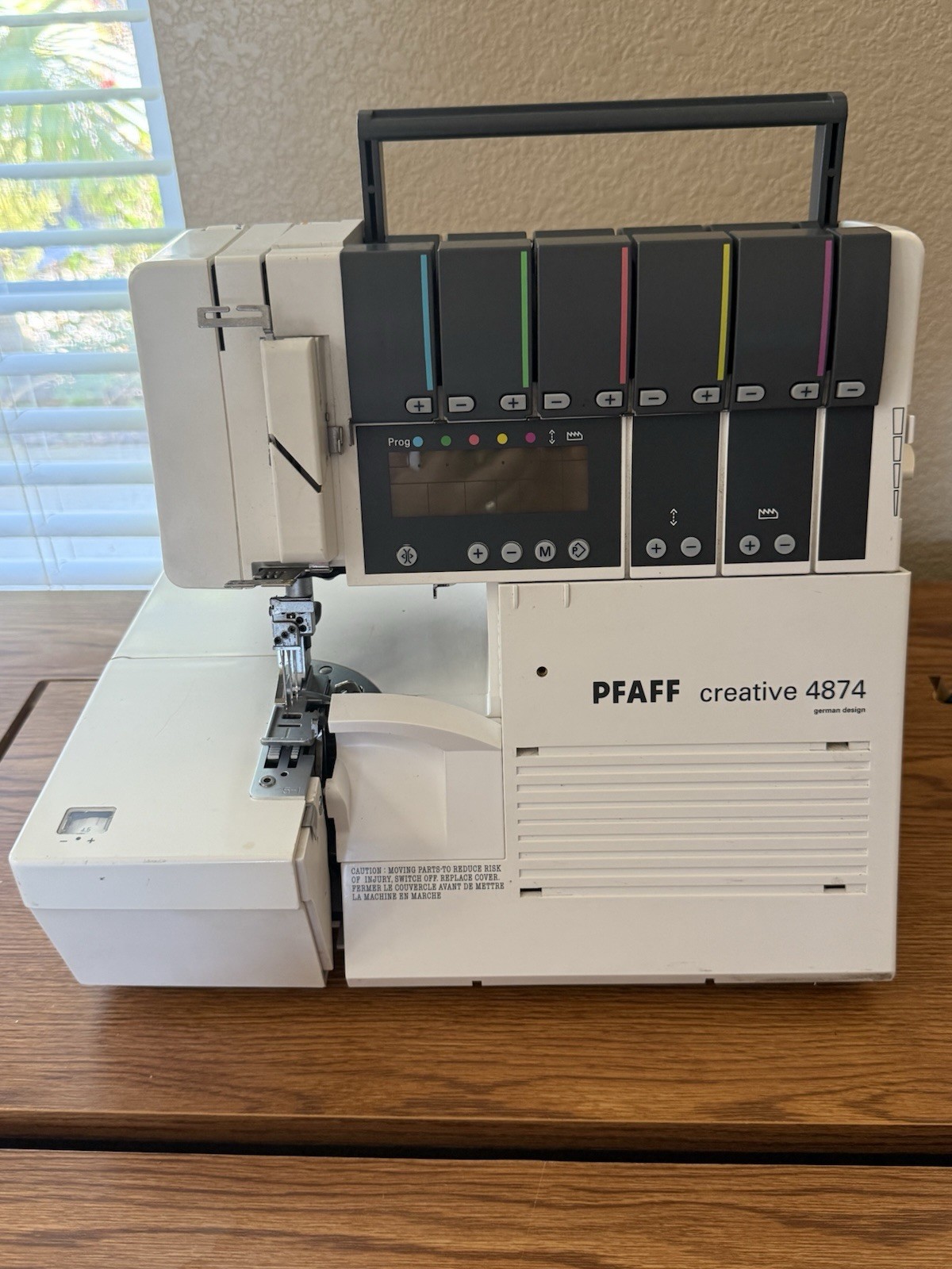 Pfaff creative coverlock 4874 Serger Overlock Sewing Machine (Please read)