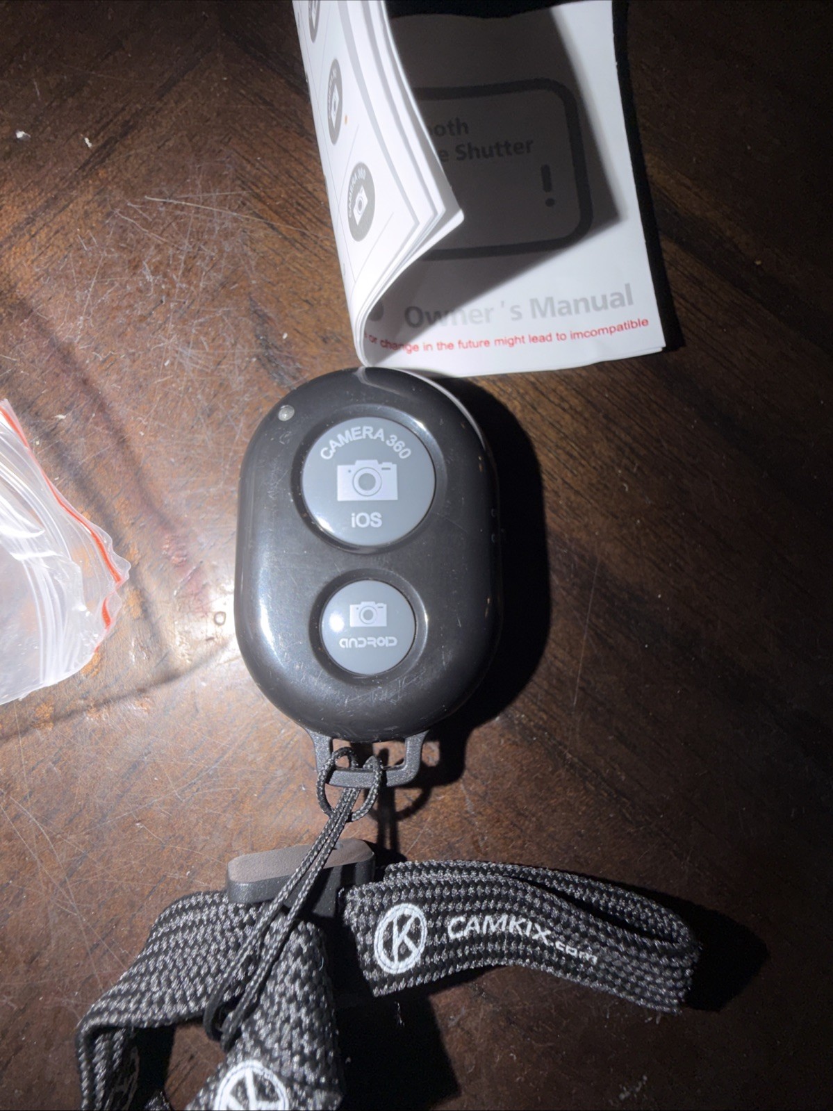 CamKix Wireless Bluetooth Camera Shutter Remote Control Clicker for Smartphones