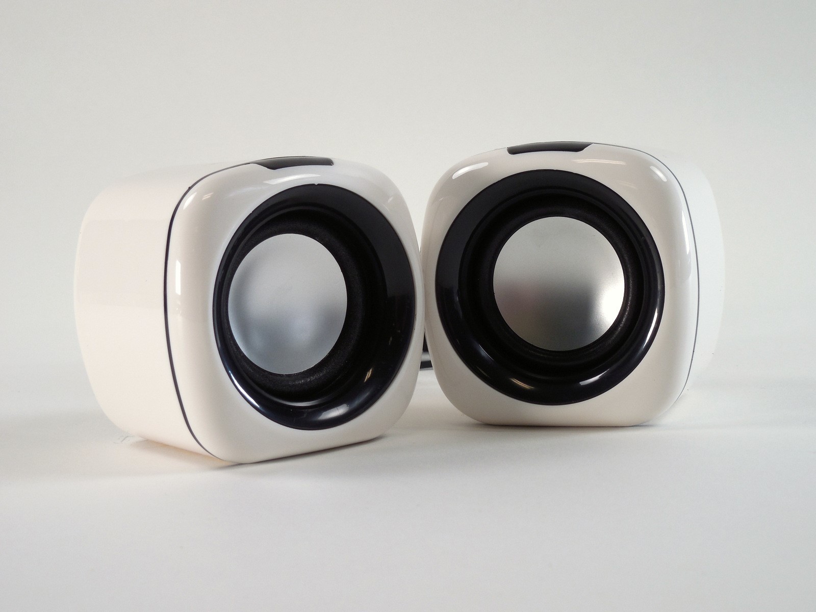 Bonks USB Powered Mini Speakers 3.5mm Headphone Jack