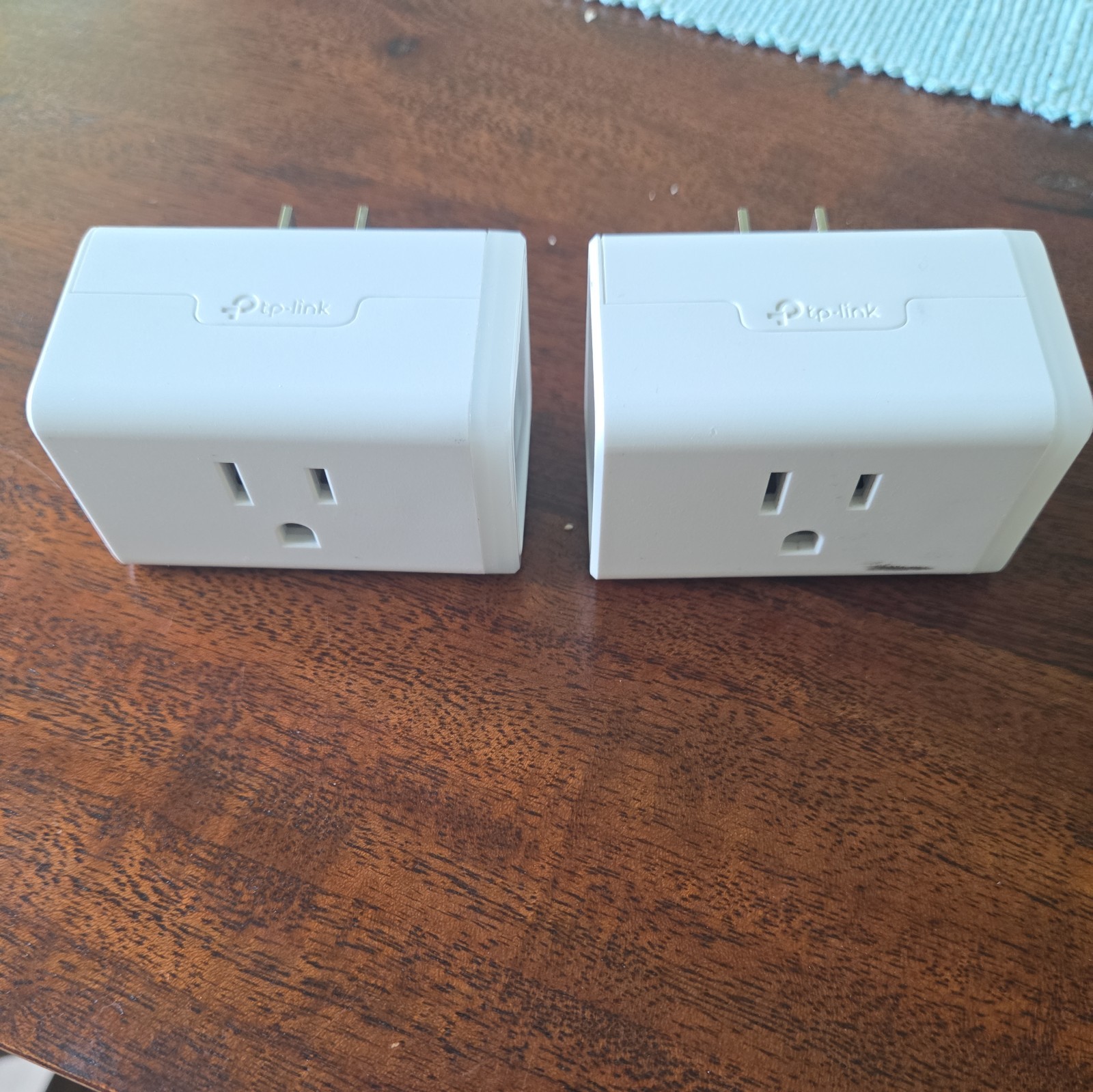 (Qty 2) TP- Link Kasa Wi-Fi Smart Plugs Mini HS103