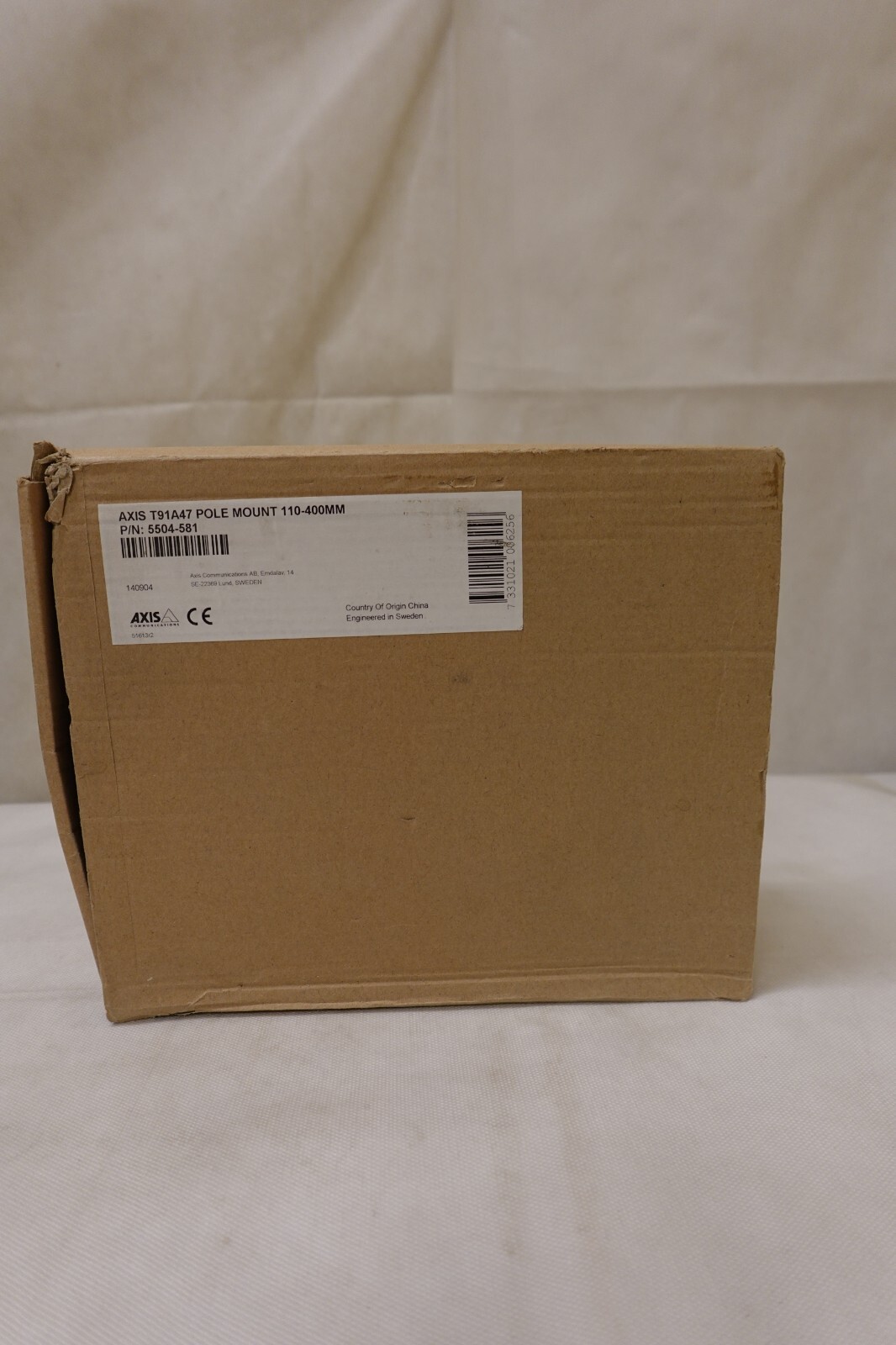 Axis Communications - 110-400mm Surveillance Camera Pole Mount T91A47 / 5504-581