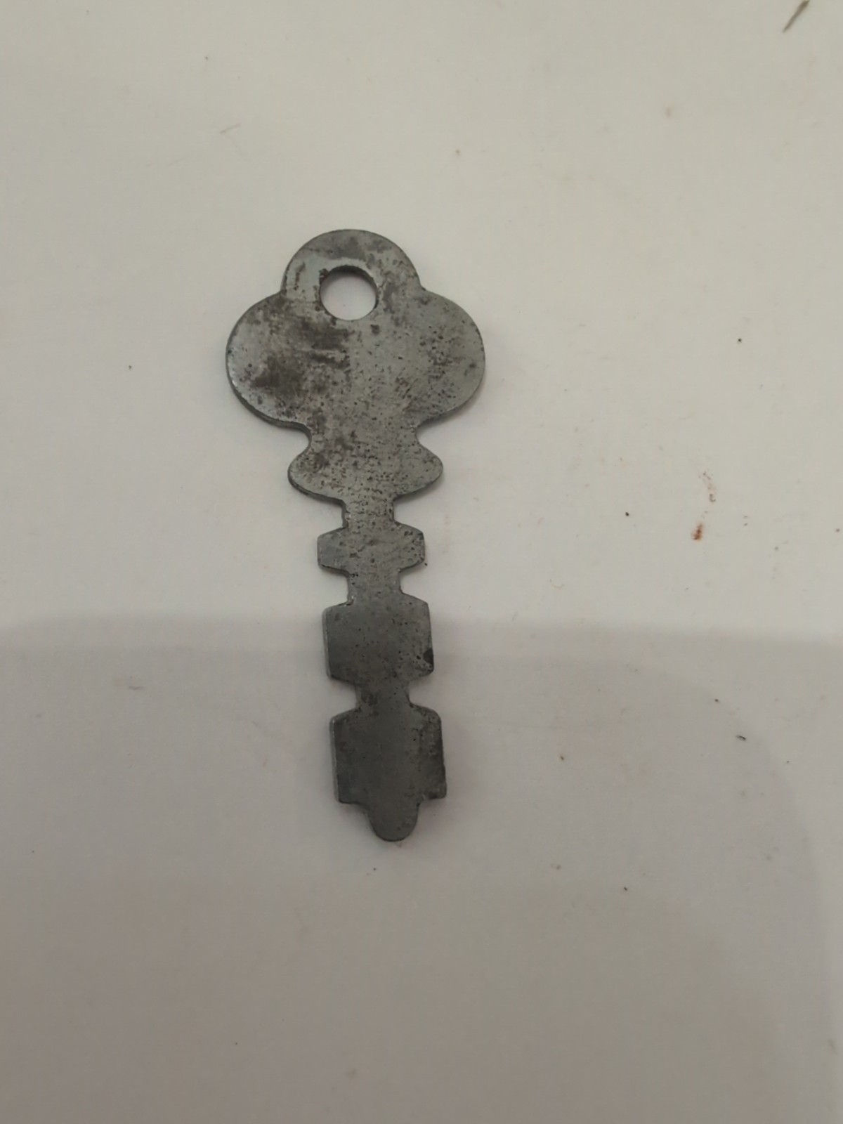 Vintage Luggage Case Steamer Key