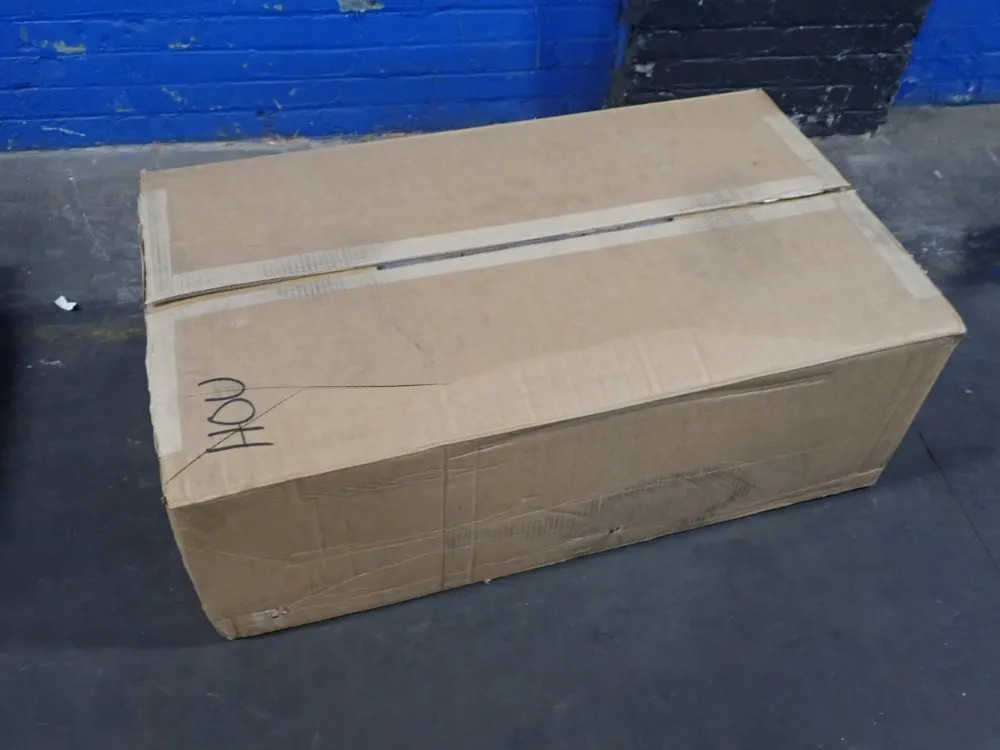 84-35584-1 CHASSIS  10210124279