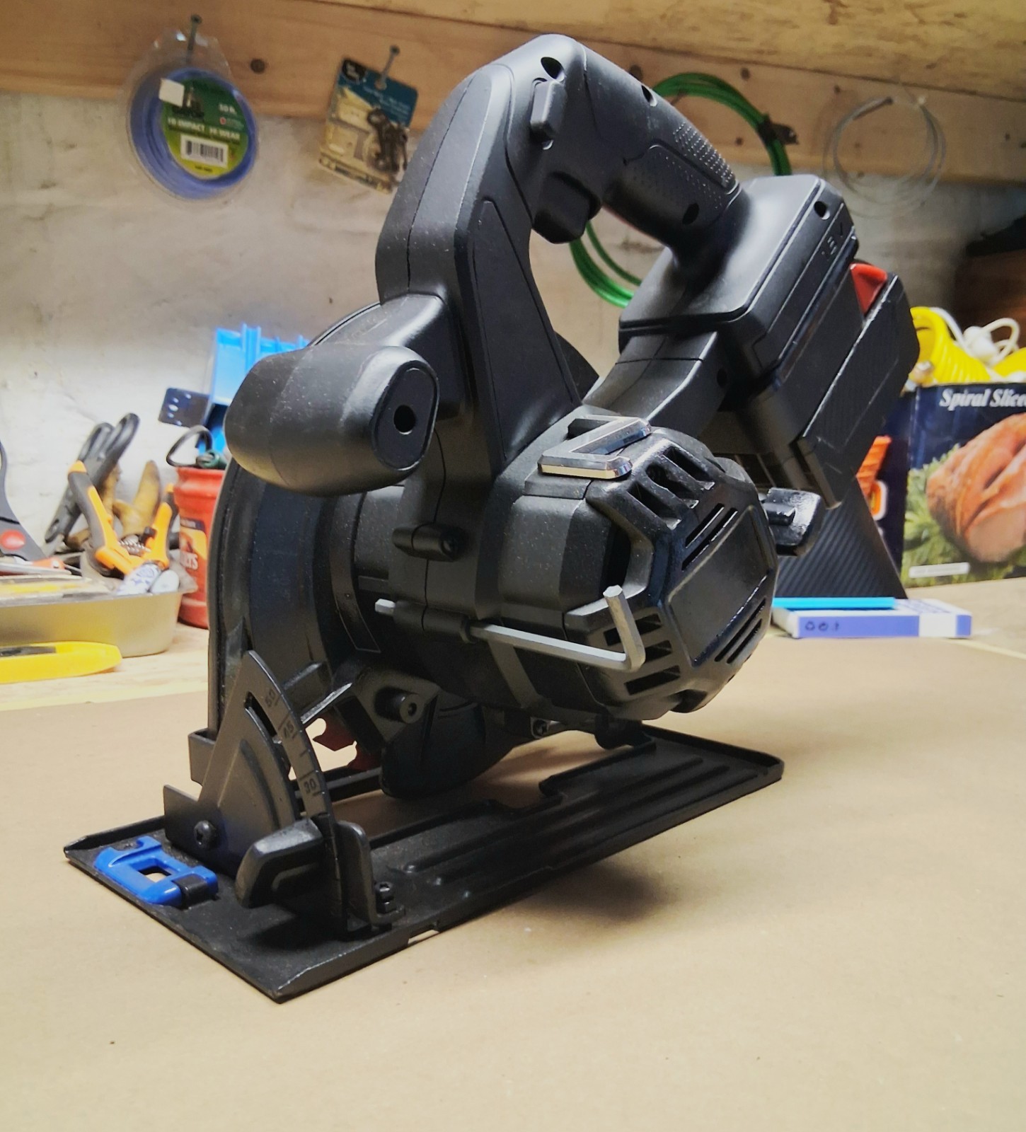 PORTER-CABLE 18V Power Tool Set: Drill, angle grinder, Recip, Circ Saw, Light