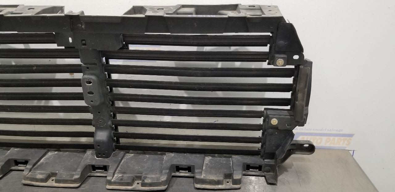19 FORD F150 5.0L UPPER AIR SHUTTER