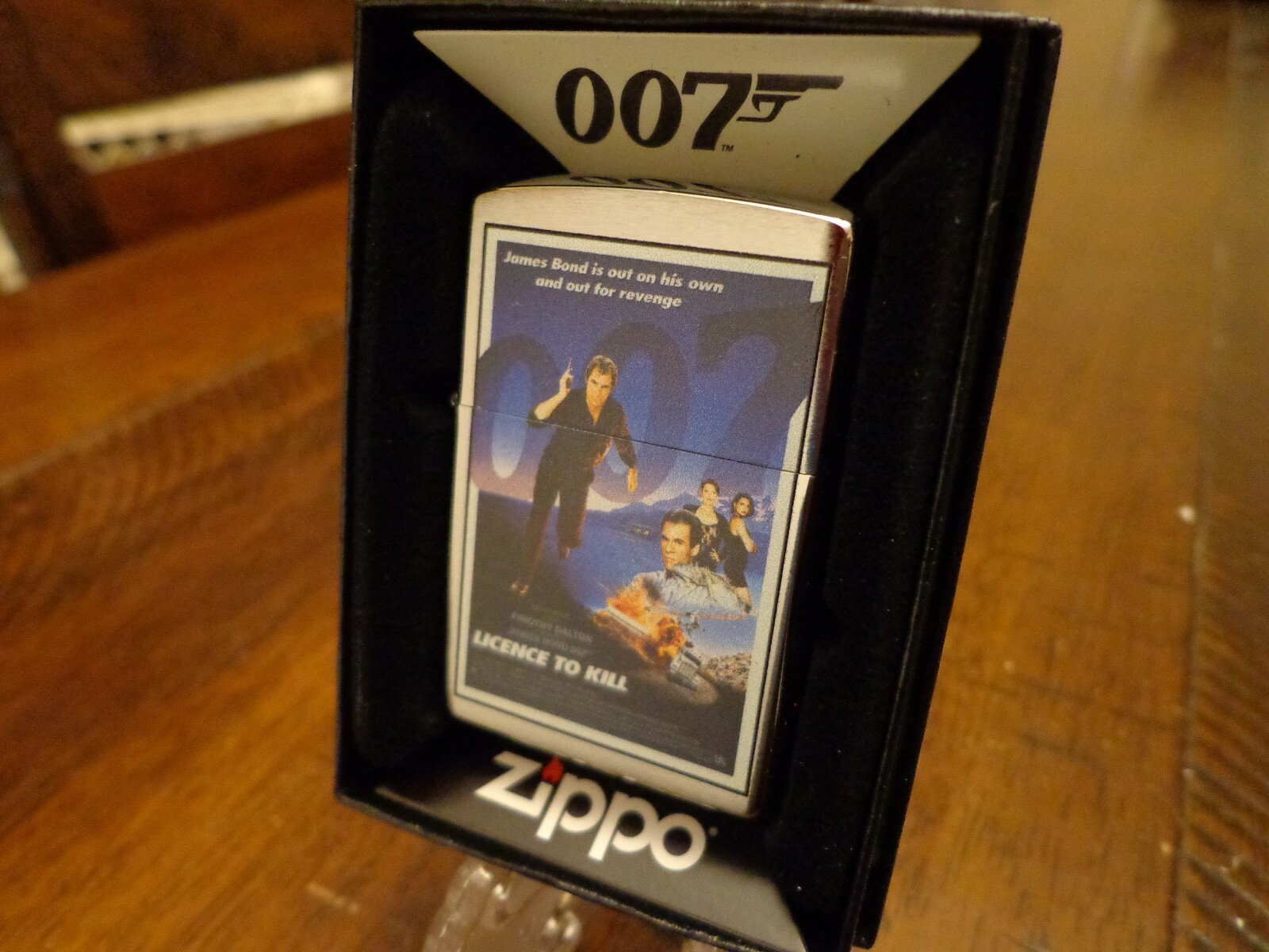 JAMES BOND 007 LICENSE TO KILL MOVIE POSTER ZIPPO LIGHTER MINT IN BOX