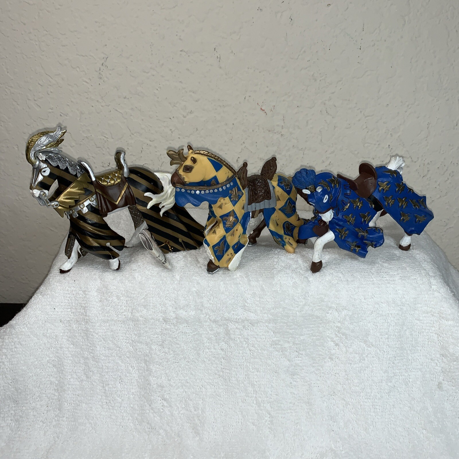 PAPO Vintage 2000s Medieval HORSES FIGURINE Lot Of 3 Mint Condtion More In Store